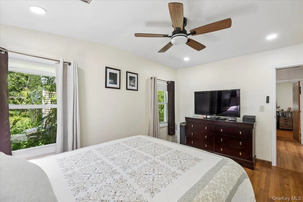 118 Hewitt Street, Putnam Valley, NY, 2 Bedrooms Bedrooms, 6 Rooms Rooms,2 BathroomsBathrooms,Residential,For Rent,Hewitt,0,1003928 118 Hewitt Street, Putnam Valley, NY, 2 Bedrooms Bedrooms, 6 Rooms Rooms,2 BathroomsBathrooms,Residential,For Rent,Hewitt,0,1003928