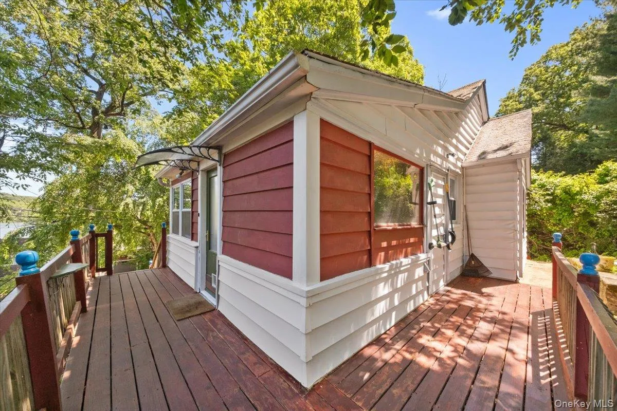 184 Lake Drive, Putnam Valley, NY, 3 Bedrooms Bedrooms, 6 Rooms Rooms,1 BathroomBathrooms,Residential,For Rent,Lake,0,1003930 184 Lake Drive, Putnam Valley, NY, 3 Bedrooms Bedrooms, 6 Rooms Rooms,1 BathroomBathrooms,Residential,For Rent,Lake,0,1003930