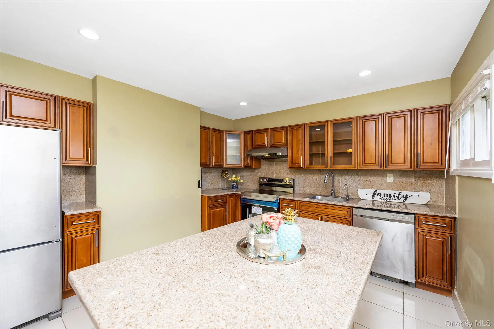 201 Sprucewood Drive, Hempstead, NY, 5 Bedrooms Bedrooms, 10 Rooms Rooms,2 BathroomsBathrooms,Residential Lease,For Rent,Sprucewood,0,1003943 201 Sprucewood Drive, Hempstead, NY, 5 Bedrooms Bedrooms, 10 Rooms Rooms,2 BathroomsBathrooms,Residential Lease,For Rent,Sprucewood,0,1003943