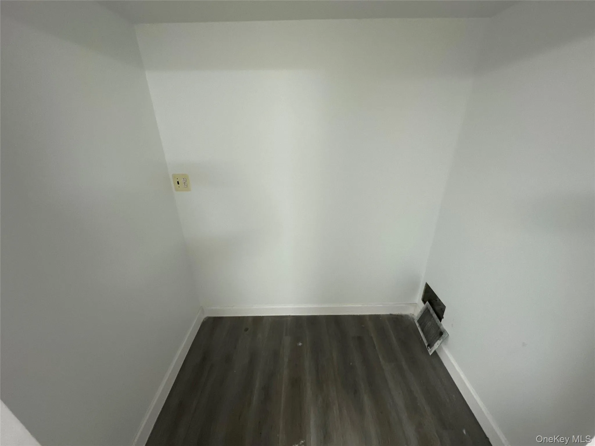 155 Merrick Road, Hempstead, NY, ,Commercial Lease,For Rent,Merrick,0,1003946 155 Merrick Road, Hempstead, NY, ,Commercial Lease,For Rent,Merrick,0,1003946