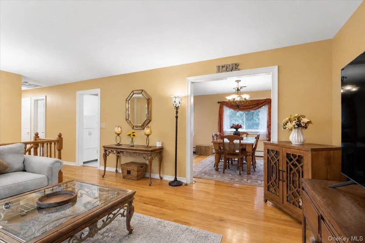 134 Linden Lane, Monroe, NY, 3 Bedrooms Bedrooms, 9 Rooms Rooms,2 BathroomsBathrooms,Residential,For Rent,Linden,0,1003948 134 Linden Lane, Monroe, NY, 3 Bedrooms Bedrooms, 9 Rooms Rooms,2 BathroomsBathrooms,Residential,For Rent,Linden,0,1003948