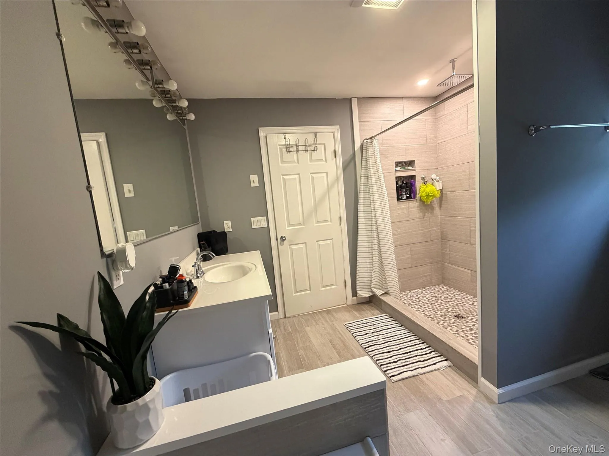 1181 Sackett Lake Road, Forestburgh, NY, 3 Bedrooms Bedrooms, 7 Rooms Rooms,2 BathroomsBathrooms,Residential,For Rent,Sackett Lake Road,0,1003954 1181 Sackett Lake Road, Forestburgh, NY, 3 Bedrooms Bedrooms, 7 Rooms Rooms,2 BathroomsBathrooms,Residential,For Rent,Sackett Lake Road,0,1003954