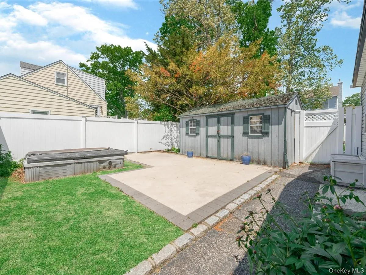 434 Alleghany Avenue, Babylon, NY, 1 Bedroom Bedrooms, 3 Rooms Rooms,1 BathroomBathrooms,Residential Lease,For Rent,Alleghany,0,1003960 434 Alleghany Avenue, Babylon, NY, 1 Bedroom Bedrooms, 3 Rooms Rooms,1 BathroomBathrooms,Residential Lease,For Rent,Alleghany,0,1003960