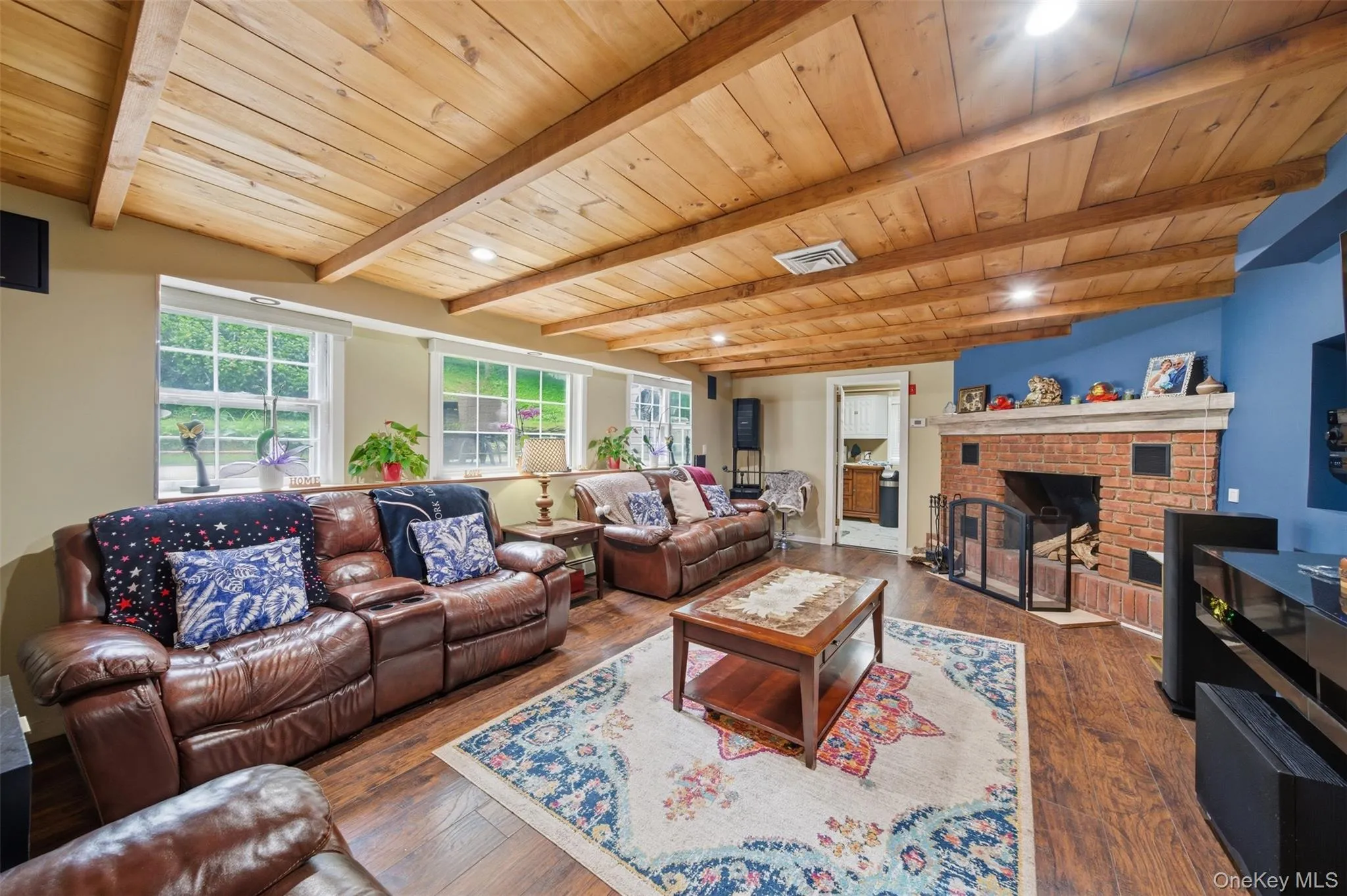 10 Tanyard Lane, Huntington, NY, 4 Bedrooms Bedrooms, 8 Rooms Rooms,2 BathroomsBathrooms,Residential,For Rent,Tanyard,0,1003962 10 Tanyard Lane, Huntington, NY, 4 Bedrooms Bedrooms, 8 Rooms Rooms,2 BathroomsBathrooms,Residential,For Rent,Tanyard,0,1003962