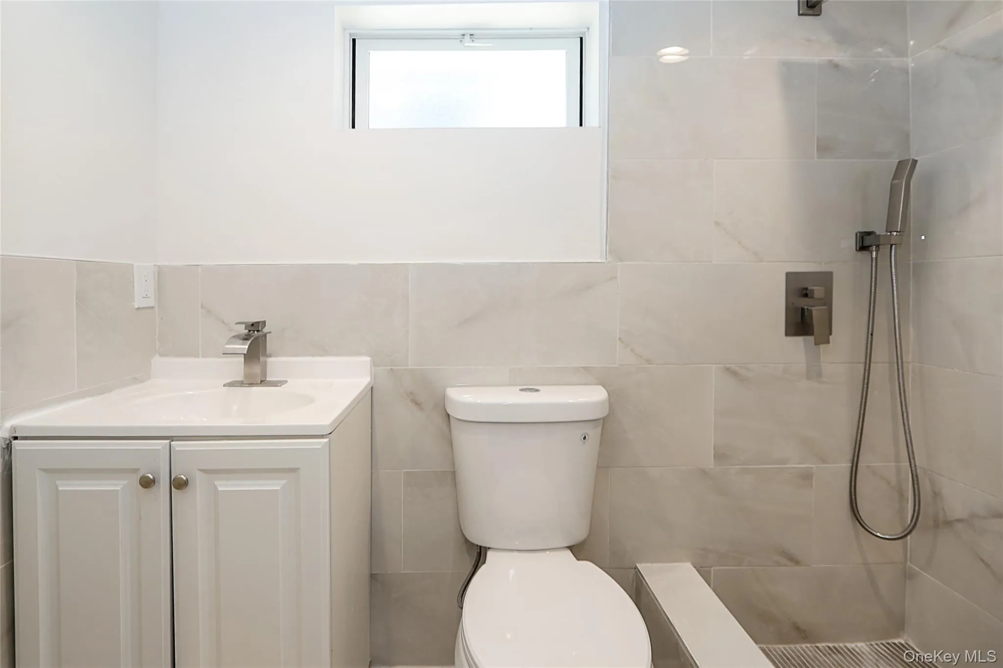 37 Lancaster Place, Hempstead, NY, 5 Bedrooms Bedrooms, 10 Rooms Rooms,4 BathroomsBathrooms,Residential,For Rent,Lancaster,0,1003977 37 Lancaster Place, Hempstead, NY, 5 Bedrooms Bedrooms, 10 Rooms Rooms,4 BathroomsBathrooms,Residential,For Rent,Lancaster,0,1003977