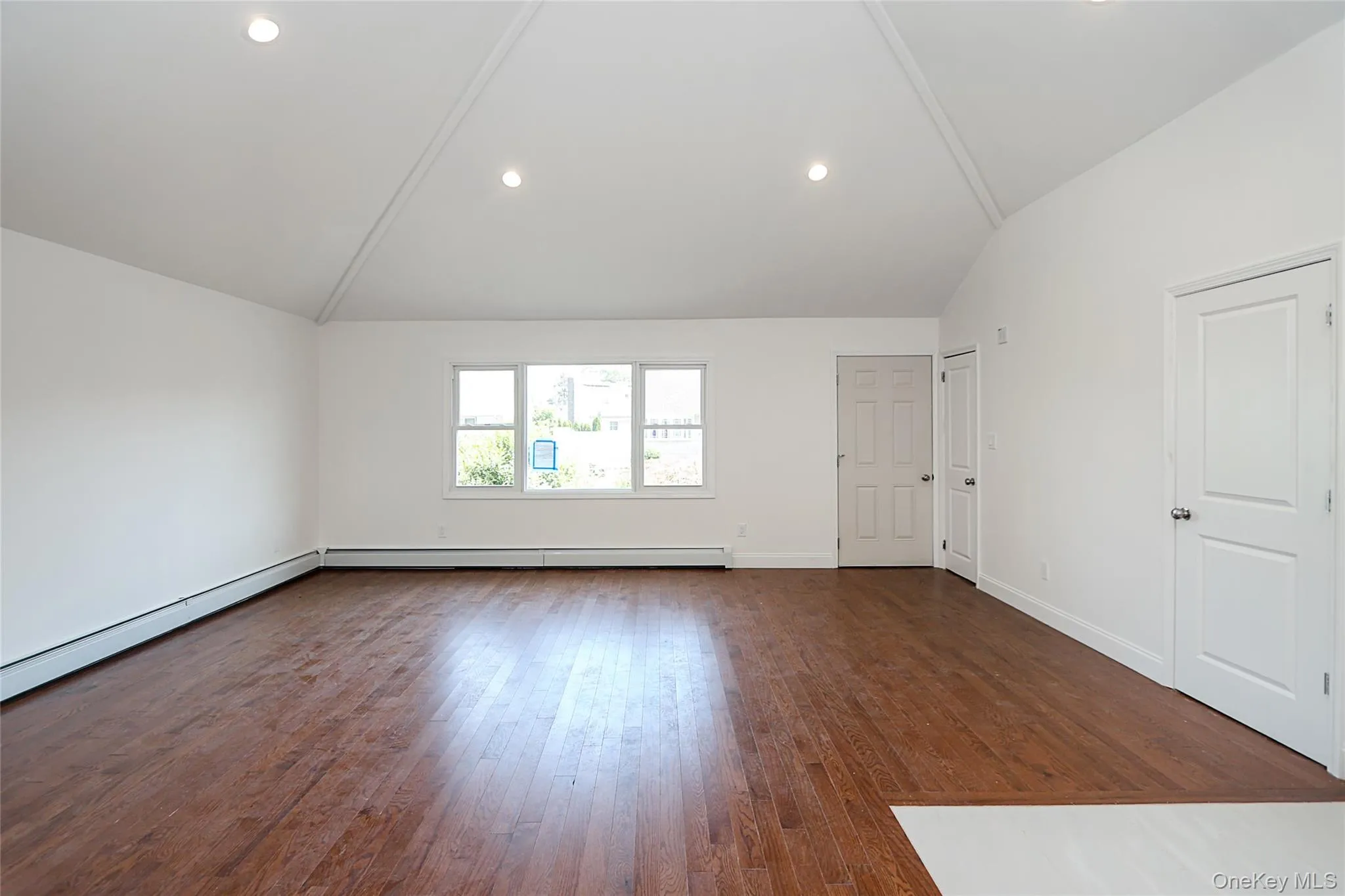 37 Lancaster Place, Hempstead, NY, 5 Bedrooms Bedrooms, 10 Rooms Rooms,4 BathroomsBathrooms,Residential,For Rent,Lancaster,0,1003977 37 Lancaster Place, Hempstead, NY, 5 Bedrooms Bedrooms, 10 Rooms Rooms,4 BathroomsBathrooms,Residential,For Rent,Lancaster,0,1003977