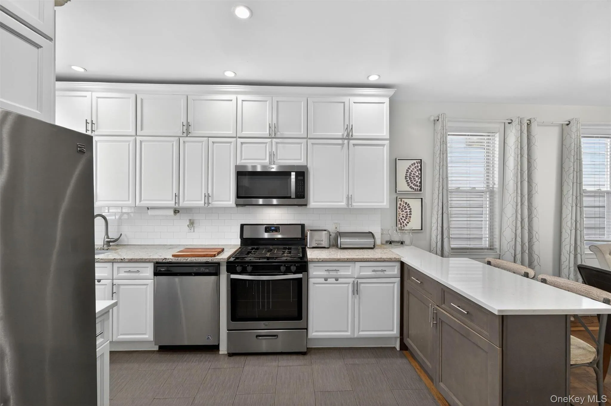 2919 Wellman Avenue, New York, NY, 3 Bedrooms Bedrooms, 5 Rooms Rooms,1 BathroomBathrooms,Residential,For Rent,Wellman,0,1003978 2919 Wellman Avenue, New York, NY, 3 Bedrooms Bedrooms, 5 Rooms Rooms,1 BathroomBathrooms,Residential,For Rent,Wellman,0,1003978