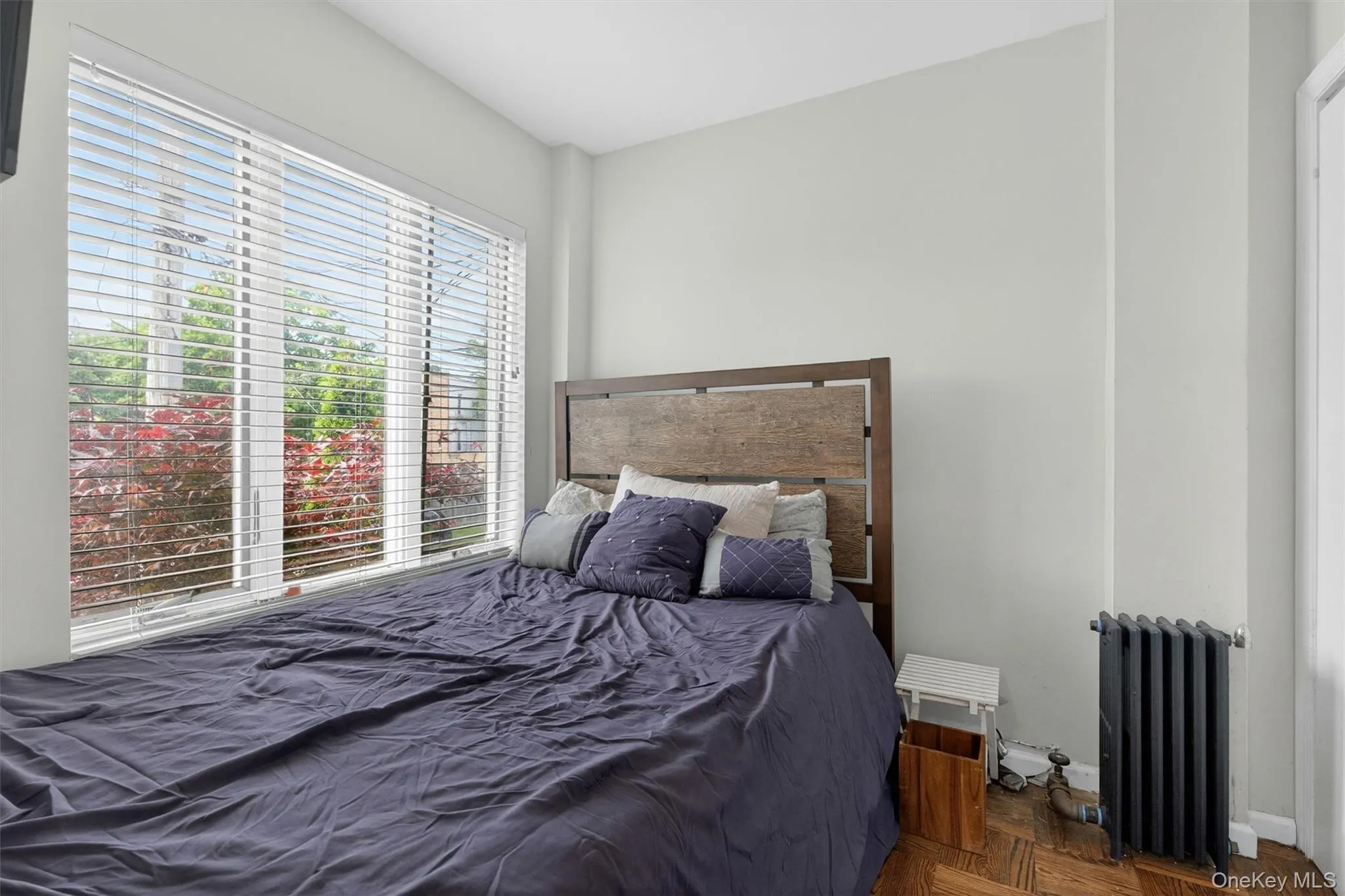 2919 Wellman Avenue, New York, NY, 3 Bedrooms Bedrooms, 5 Rooms Rooms,1 BathroomBathrooms,Residential,For Rent,Wellman,0,1003978 2919 Wellman Avenue, New York, NY, 3 Bedrooms Bedrooms, 5 Rooms Rooms,1 BathroomBathrooms,Residential,For Rent,Wellman,0,1003978