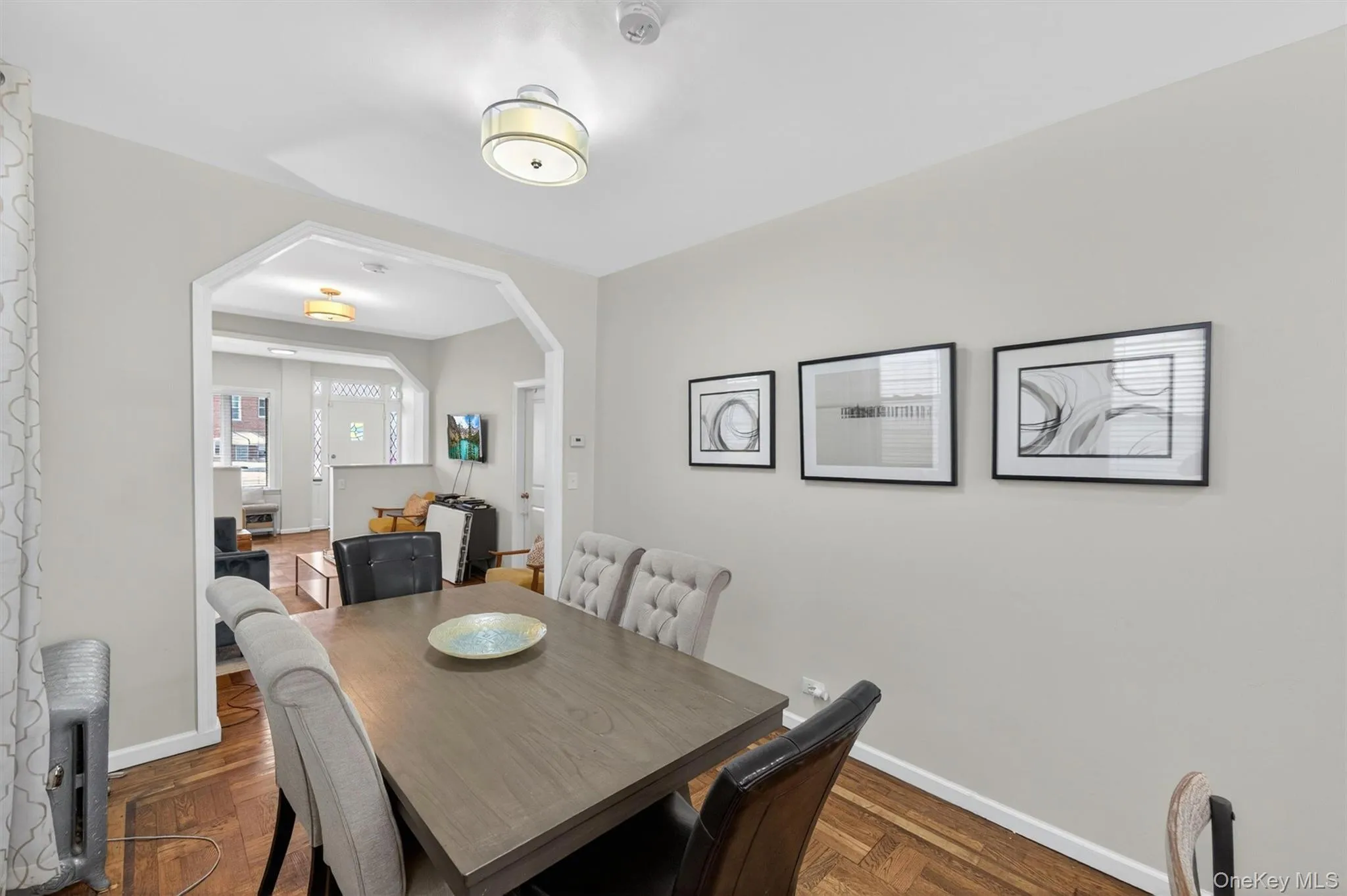 2919 Wellman Avenue, New York, NY, 3 Bedrooms Bedrooms, 5 Rooms Rooms,1 BathroomBathrooms,Residential,For Rent,Wellman,0,1003978 2919 Wellman Avenue, New York, NY, 3 Bedrooms Bedrooms, 5 Rooms Rooms,1 BathroomBathrooms,Residential,For Rent,Wellman,0,1003978