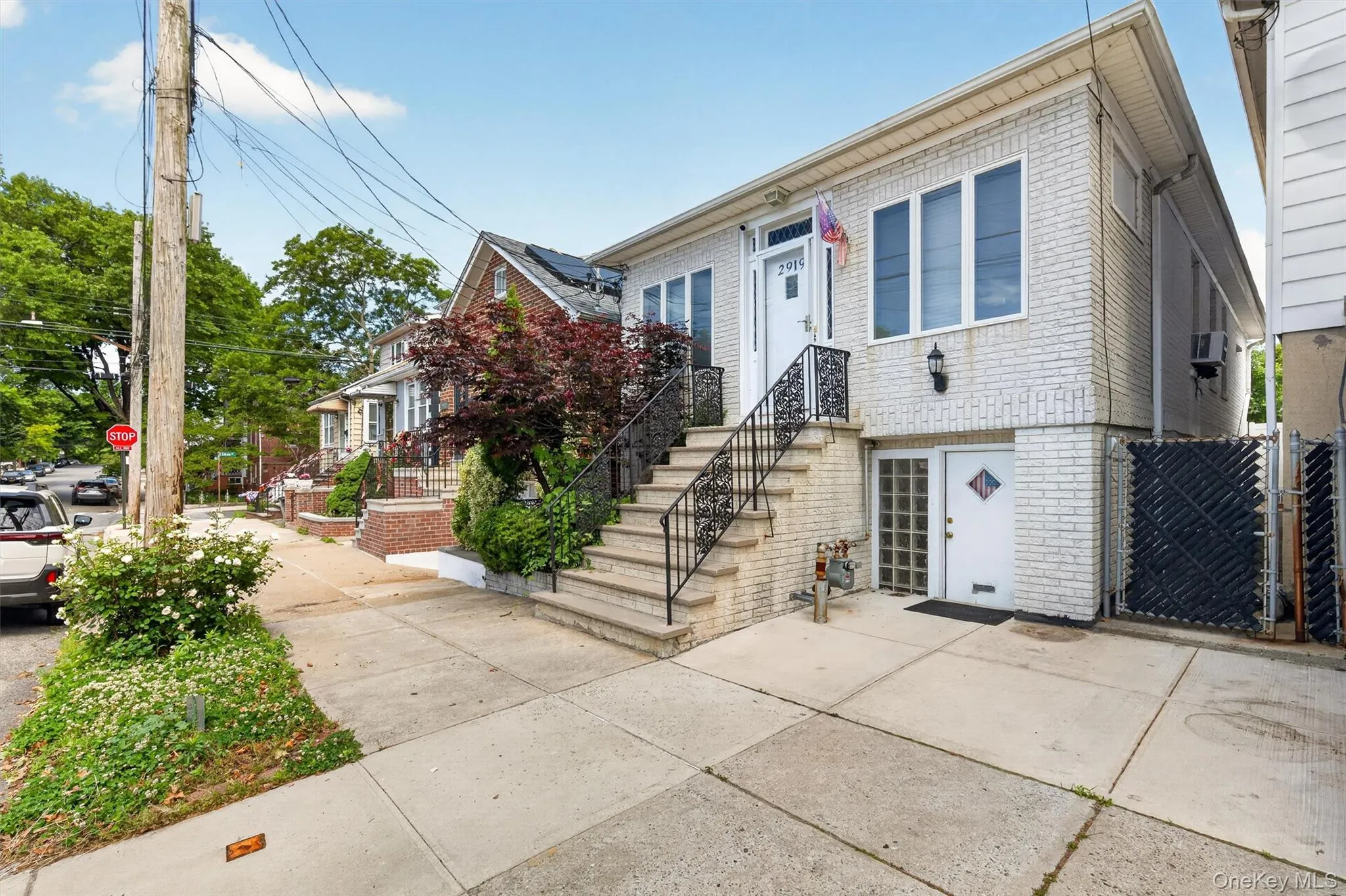 2919 Wellman Avenue, New York, NY, 3 Bedrooms Bedrooms, 5 Rooms Rooms,1 BathroomBathrooms,Residential,For Rent,Wellman,0,1003978 2919 Wellman Avenue, New York, NY, 3 Bedrooms Bedrooms, 5 Rooms Rooms,1 BathroomBathrooms,Residential,For Rent,Wellman,0,1003978