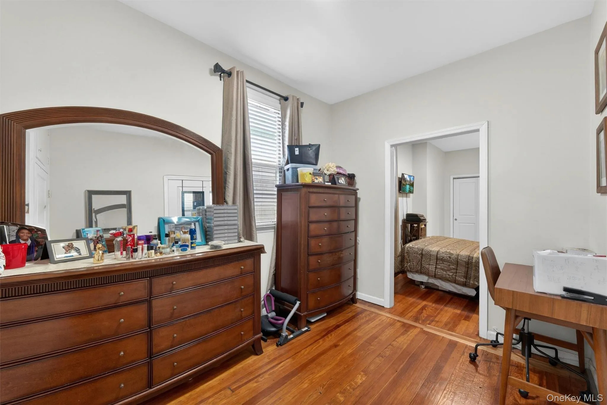 2919 Wellman Avenue, New York, NY, 3 Bedrooms Bedrooms, 5 Rooms Rooms,1 BathroomBathrooms,Residential,For Rent,Wellman,0,1003978 2919 Wellman Avenue, New York, NY, 3 Bedrooms Bedrooms, 5 Rooms Rooms,1 BathroomBathrooms,Residential,For Rent,Wellman,0,1003978