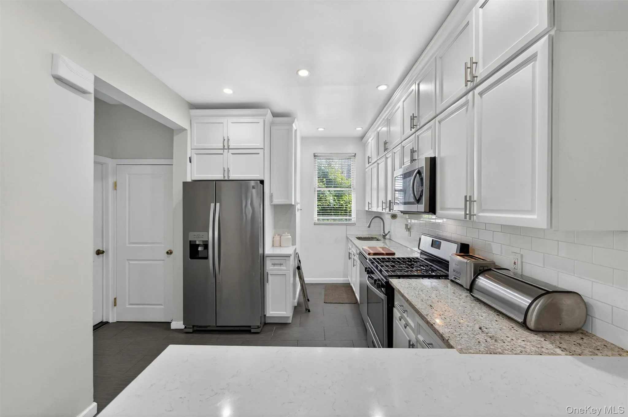 2919 Wellman Avenue, New York, NY, 3 Bedrooms Bedrooms, 5 Rooms Rooms,1 BathroomBathrooms,Residential,For Rent,Wellman,0,1003978 2919 Wellman Avenue, New York, NY, 3 Bedrooms Bedrooms, 5 Rooms Rooms,1 BathroomBathrooms,Residential,For Rent,Wellman,0,1003978