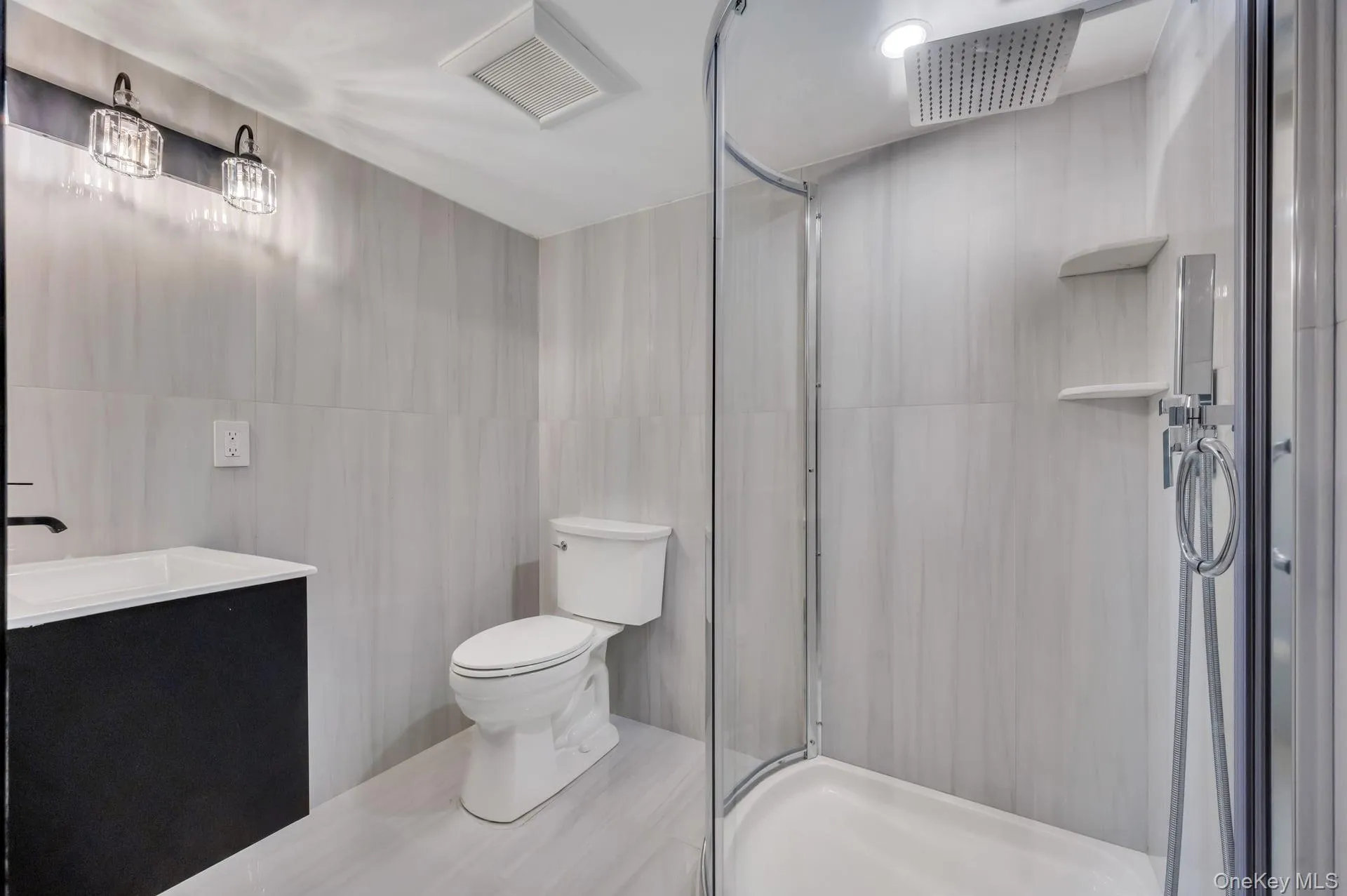 11 Amboy Lane, Brookhaven, NY, 4 Bedrooms Bedrooms, 7 Rooms Rooms,5 BathroomsBathrooms,Residential,For Rent,Amboy,0,1003980 11 Amboy Lane, Brookhaven, NY, 4 Bedrooms Bedrooms, 7 Rooms Rooms,5 BathroomsBathrooms,Residential,For Rent,Amboy,0,1003980