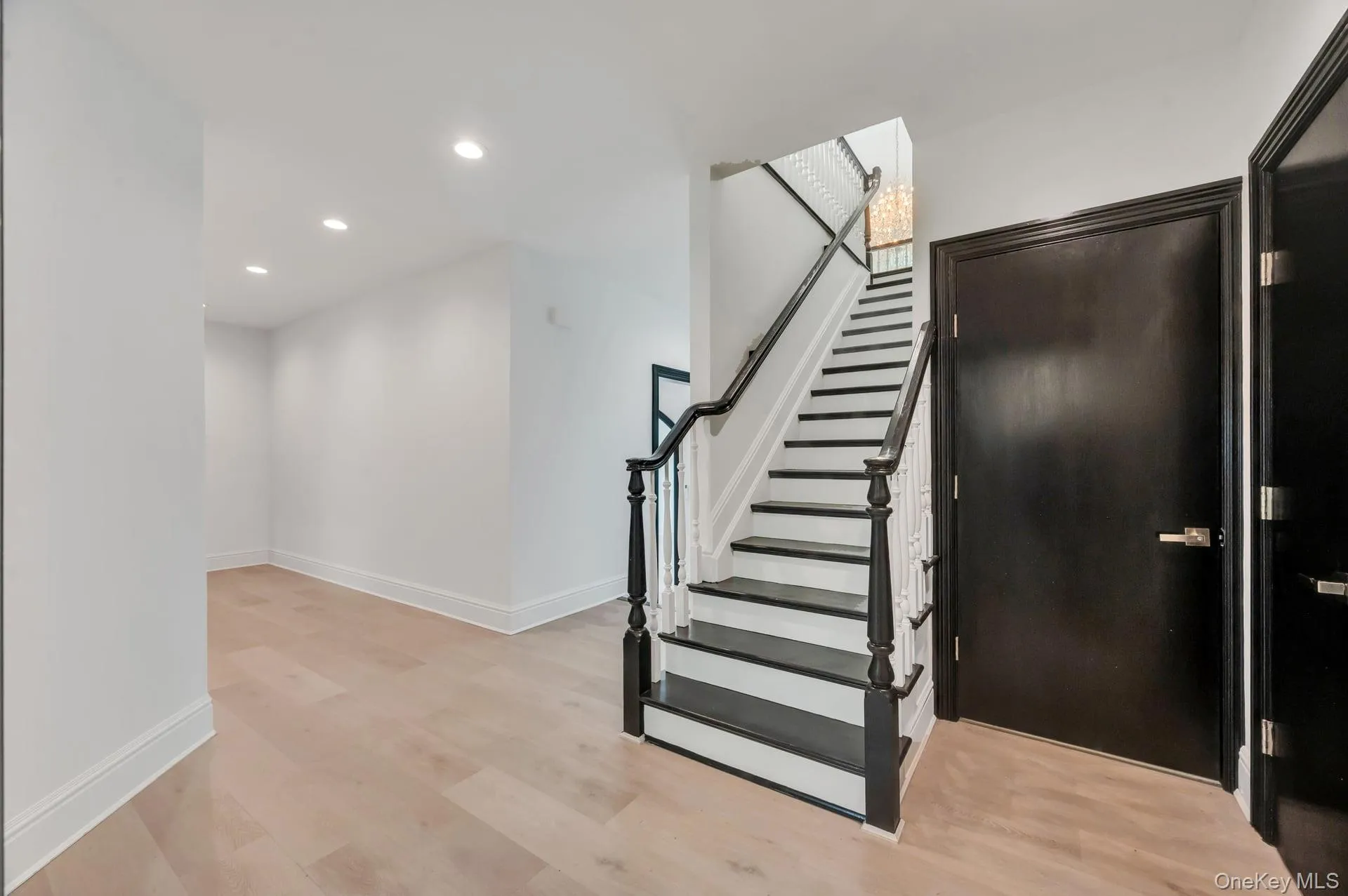 11 Amboy Lane, Brookhaven, NY, 4 Bedrooms Bedrooms, 7 Rooms Rooms,5 BathroomsBathrooms,Residential,For Rent,Amboy,0,1003980 11 Amboy Lane, Brookhaven, NY, 4 Bedrooms Bedrooms, 7 Rooms Rooms,5 BathroomsBathrooms,Residential,For Rent,Amboy,0,1003980
