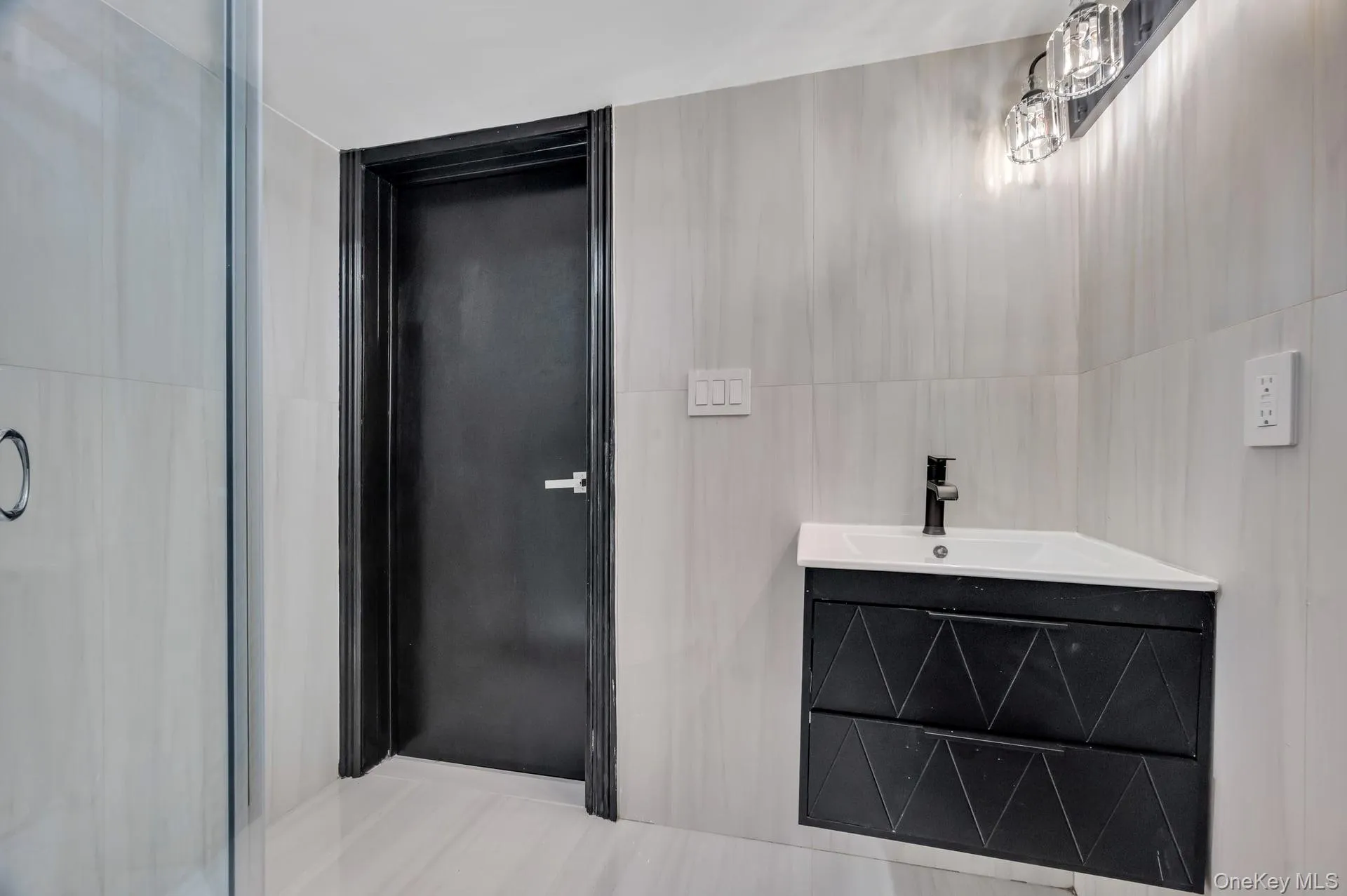 11 Amboy Lane, Brookhaven, NY, 4 Bedrooms Bedrooms, 7 Rooms Rooms,5 BathroomsBathrooms,Residential,For Rent,Amboy,0,1003980 11 Amboy Lane, Brookhaven, NY, 4 Bedrooms Bedrooms, 7 Rooms Rooms,5 BathroomsBathrooms,Residential,For Rent,Amboy,0,1003980