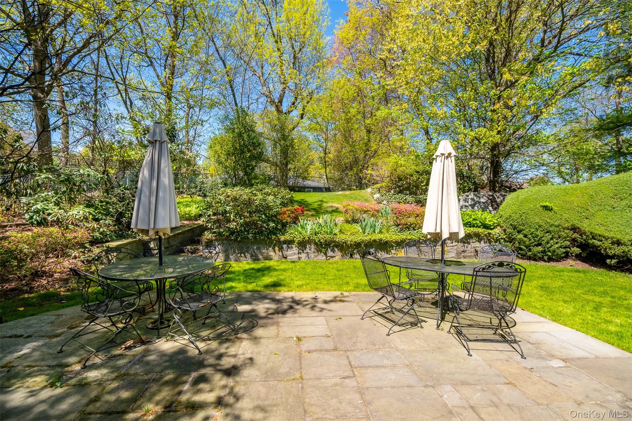 View of patio / terrace with outdoor dining space View of patio / terrace with outdoor dining space