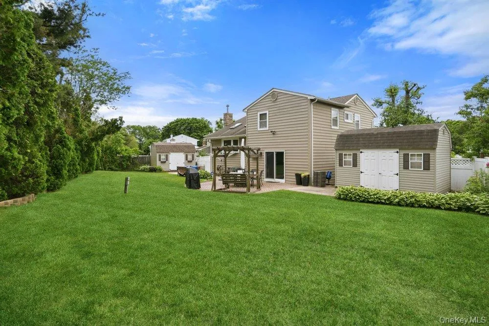 48 Lawrence Avenue, Brookhaven, NY, 4 Bedrooms Bedrooms, 10 Rooms Rooms,1 BathroomBathrooms,Residential,For Rent,Lawrence,0,1003982 48 Lawrence Avenue, Brookhaven, NY, 4 Bedrooms Bedrooms, 10 Rooms Rooms,1 BathroomBathrooms,Residential,For Rent,Lawrence,0,1003982