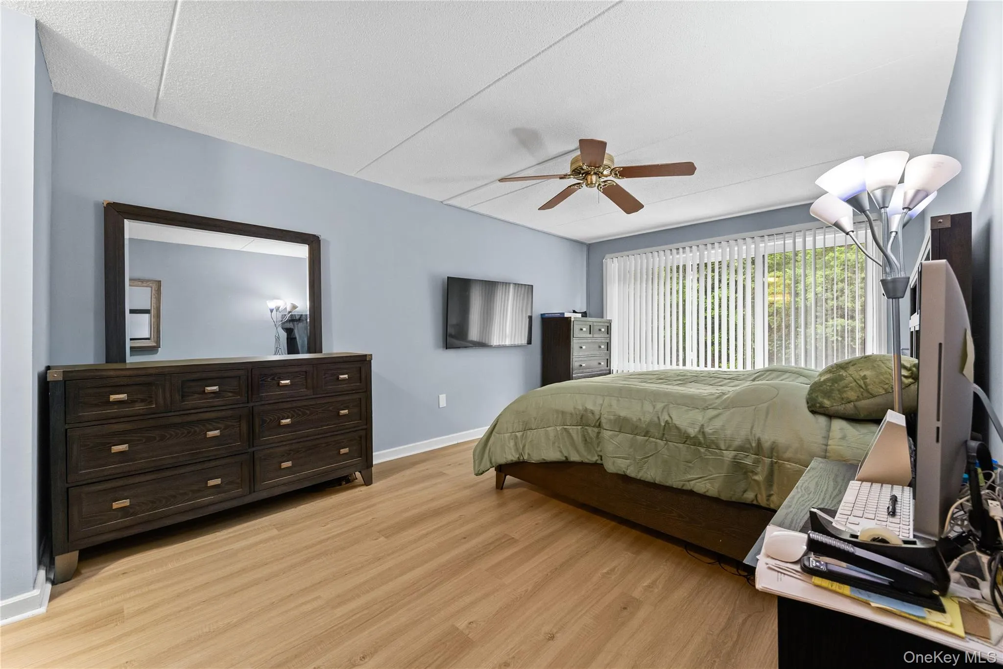 300 High Point Drive, Greenburgh, NY, 2 Bedrooms Bedrooms, 4 Rooms Rooms,1 BathroomBathrooms,Residential,For Rent,High Point,0,1003987 300 High Point Drive, Greenburgh, NY, 2 Bedrooms Bedrooms, 4 Rooms Rooms,1 BathroomBathrooms,Residential,For Rent,High Point,0,1003987