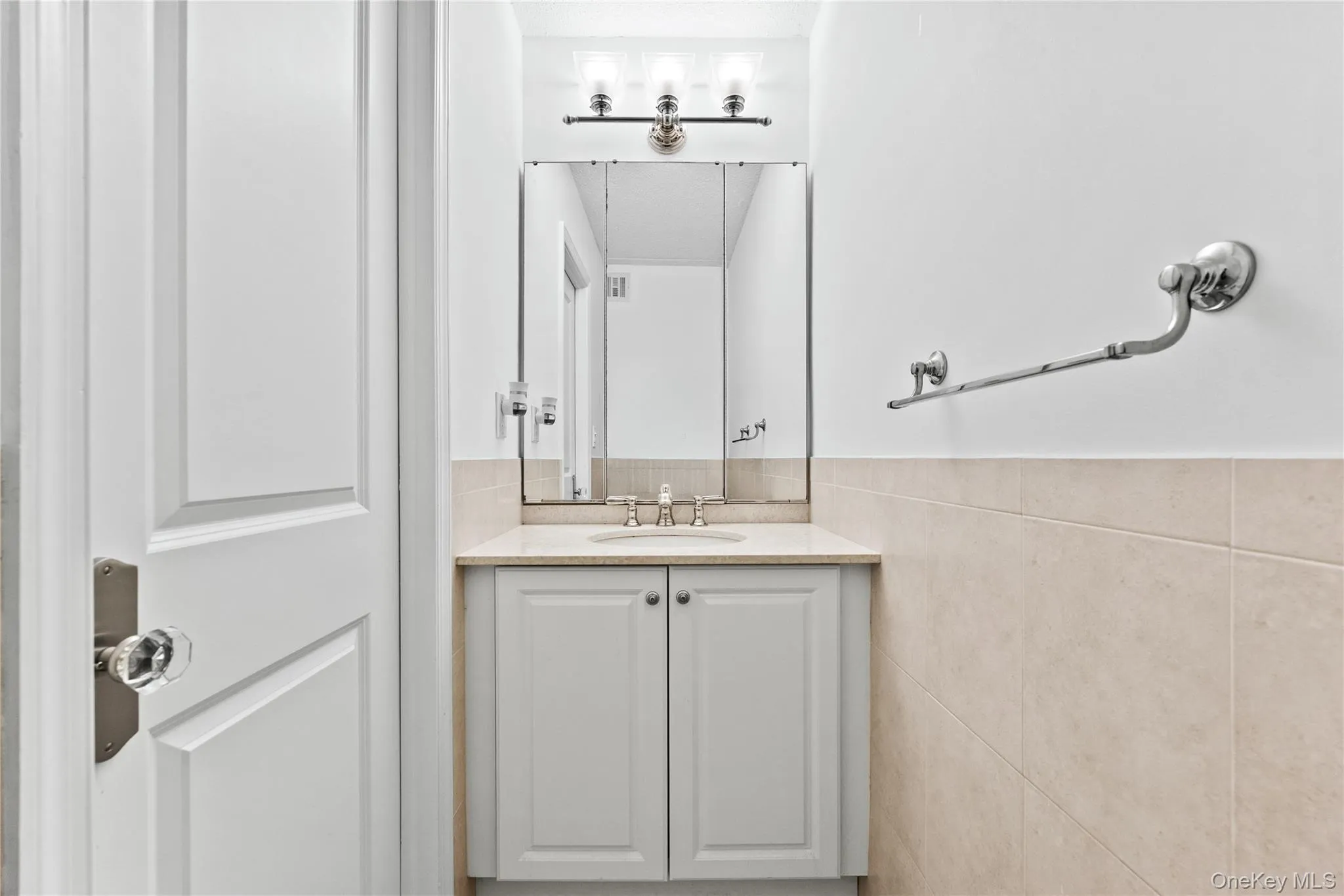 Powder room Powder room