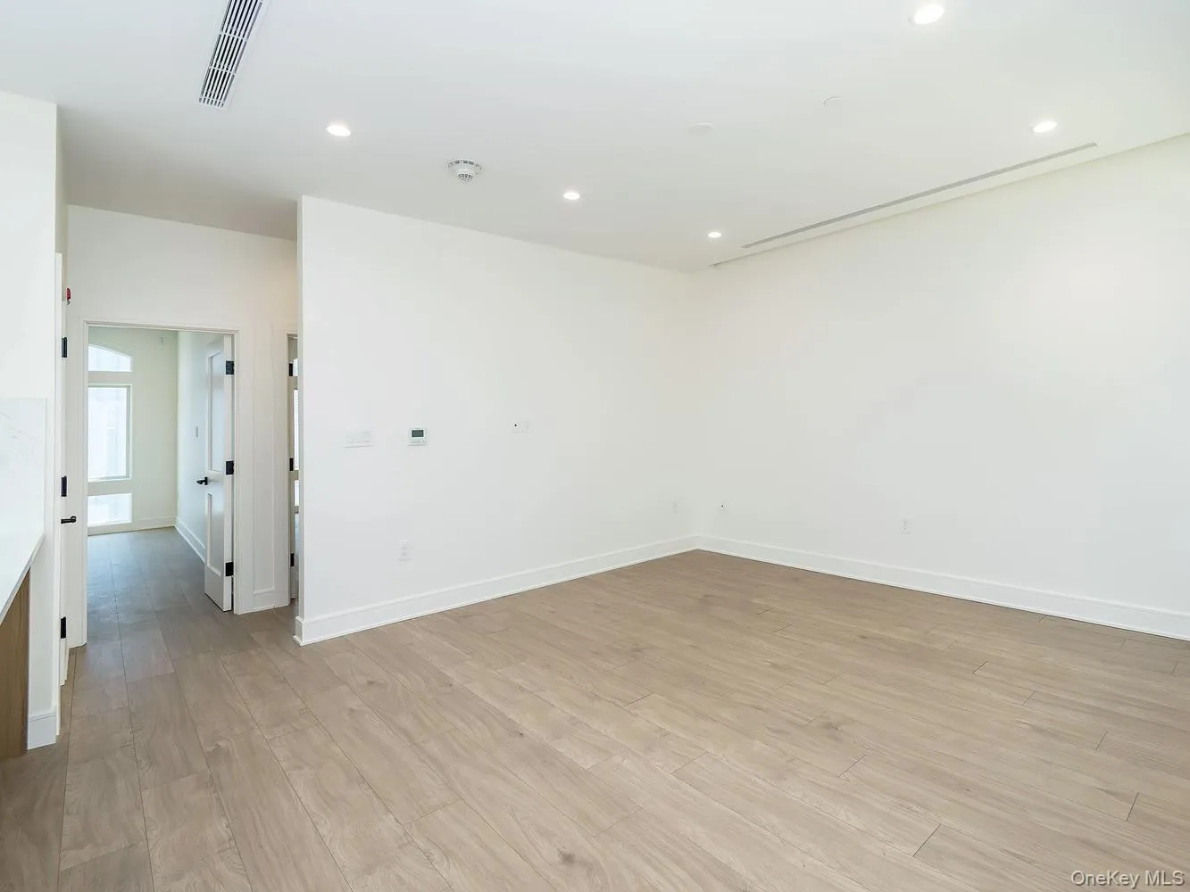 24 Lumber Road, North Hempstead, NY, 2 Bedrooms Bedrooms, 6 Rooms Rooms,2 BathroomsBathrooms,Residential Lease,For Rent,Lumber,0,1003994 24 Lumber Road, North Hempstead, NY, 2 Bedrooms Bedrooms, 6 Rooms Rooms,2 BathroomsBathrooms,Residential Lease,For Rent,Lumber,0,1003994