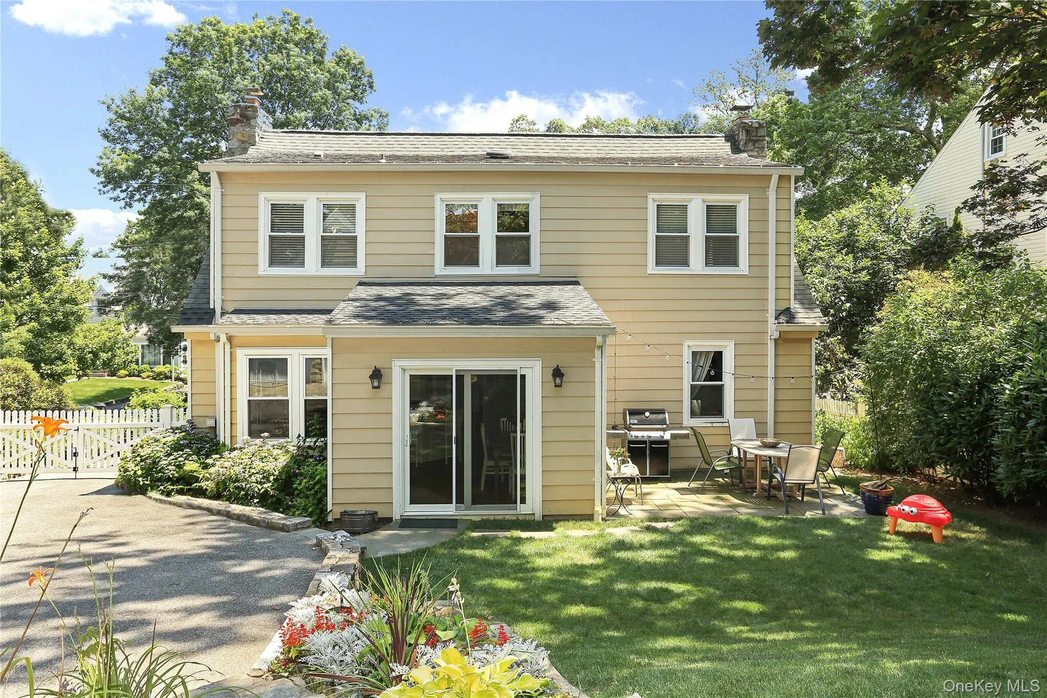 51 Stratford Road, Eastchester, NY, 3 Bedrooms Bedrooms, 6 Rooms Rooms,2 BathroomsBathrooms,Residential,For Rent,Stratford,0,1003999 51 Stratford Road, Eastchester, NY, 3 Bedrooms Bedrooms, 6 Rooms Rooms,2 BathroomsBathrooms,Residential,For Rent,Stratford,0,1003999
