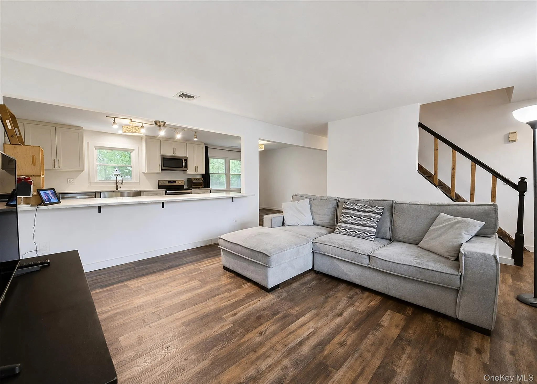 89 Lincoln Avenue, Brookhaven, NY, 4 Bedrooms Bedrooms, 8 Rooms Rooms,2 BathroomsBathrooms,Residential,For Rent,Lincoln,0,1004002 89 Lincoln Avenue, Brookhaven, NY, 4 Bedrooms Bedrooms, 8 Rooms Rooms,2 BathroomsBathrooms,Residential,For Rent,Lincoln,0,1004002