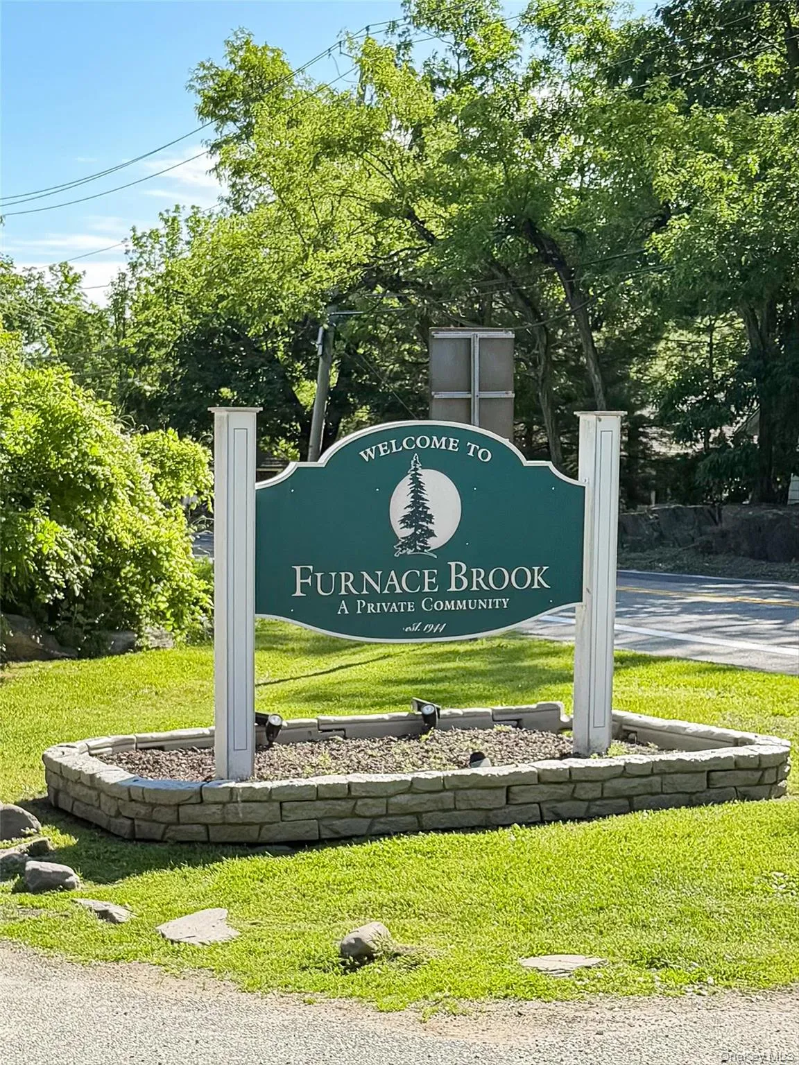 20 Blueberry Hill, Warwick (town), NY, 2 Bedrooms Bedrooms, 6 Rooms Rooms,2 BathroomsBathrooms,Residential,For Rent,Blueberry,0,1004003 20 Blueberry Hill, Warwick (town), NY, 2 Bedrooms Bedrooms, 6 Rooms Rooms,2 BathroomsBathrooms,Residential,For Rent,Blueberry,0,1004003