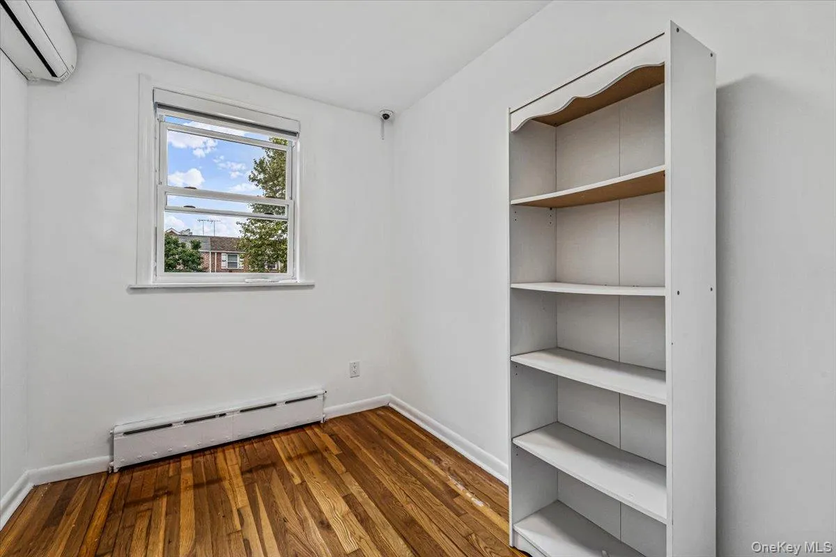 150-06 78th Road, New York, NY, 4 Bedrooms Bedrooms, 11 Rooms Rooms,2 BathroomsBathrooms,Residential Lease,For Rent,78th,0,1004004 150-06 78th Road, New York, NY, 4 Bedrooms Bedrooms, 11 Rooms Rooms,2 BathroomsBathrooms,Residential Lease,For Rent,78th,0,1004004