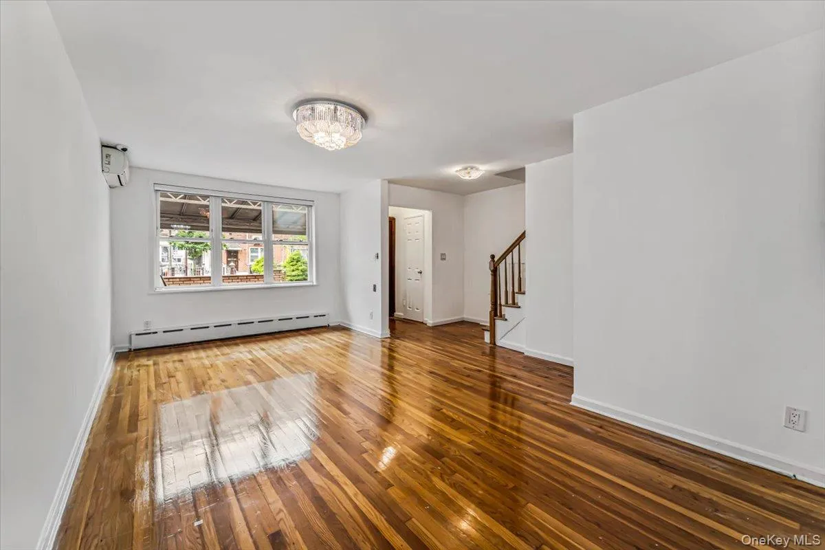 150-06 78th Road, New York, NY, 4 Bedrooms Bedrooms, 11 Rooms Rooms,2 BathroomsBathrooms,Residential Lease,For Rent,78th,0,1004004 150-06 78th Road, New York, NY, 4 Bedrooms Bedrooms, 11 Rooms Rooms,2 BathroomsBathrooms,Residential Lease,For Rent,78th,0,1004004