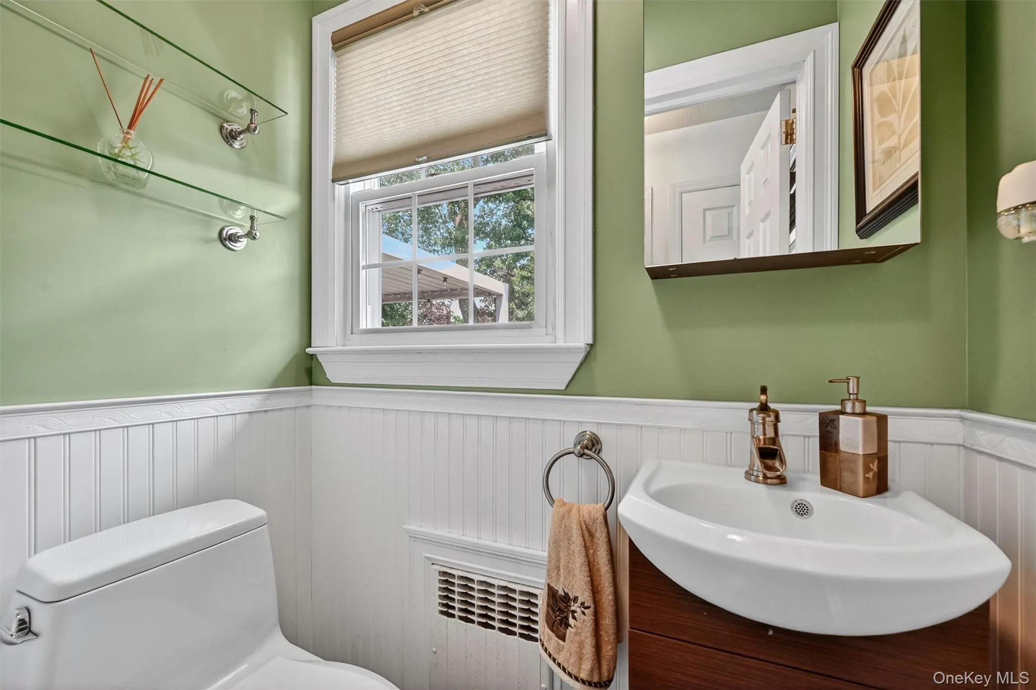 168 Third Street, Clarkstown, NY, 3 Bedrooms Bedrooms, 12 Rooms Rooms,1 BathroomBathrooms,Residential,For Rent,Third,0,1004006 168 Third Street, Clarkstown, NY, 3 Bedrooms Bedrooms, 12 Rooms Rooms,1 BathroomBathrooms,Residential,For Rent,Third,0,1004006