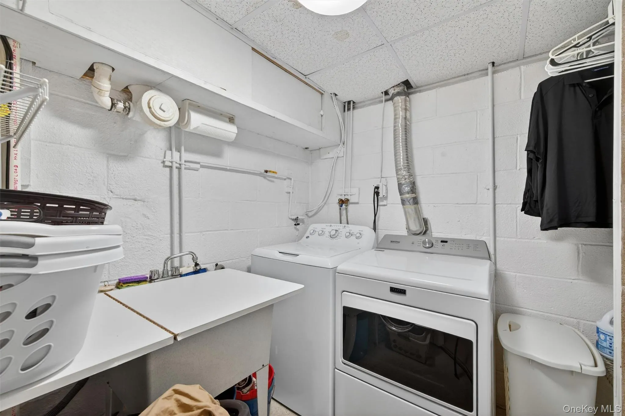 168 Third Street, Clarkstown, NY, 3 Bedrooms Bedrooms, 12 Rooms Rooms,1 BathroomBathrooms,Residential,For Rent,Third,0,1004006 168 Third Street, Clarkstown, NY, 3 Bedrooms Bedrooms, 12 Rooms Rooms,1 BathroomBathrooms,Residential,For Rent,Third,0,1004006