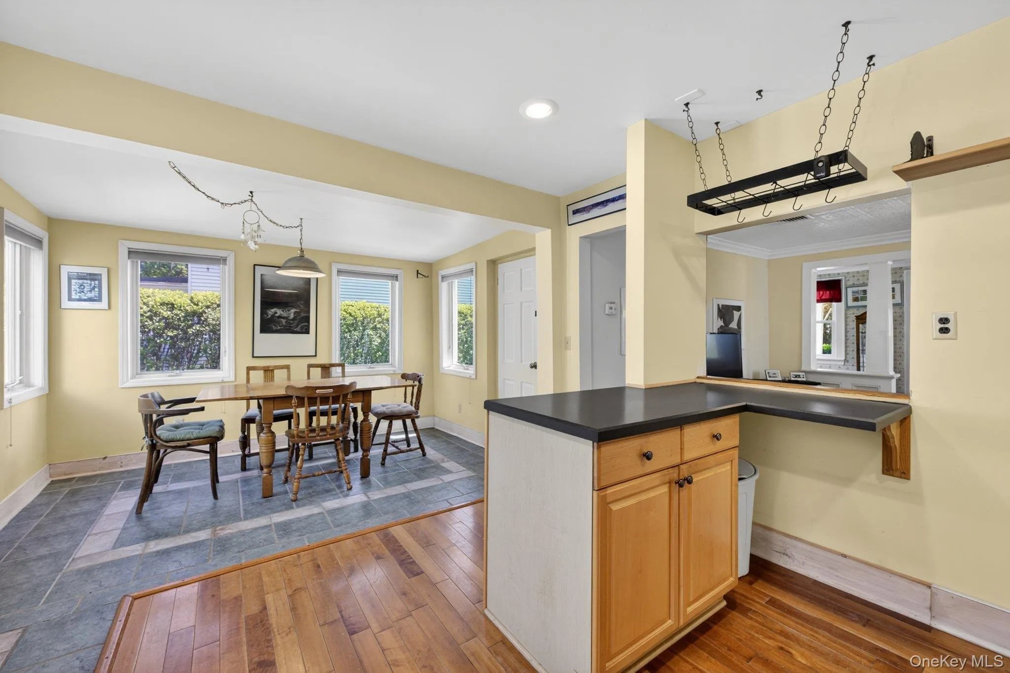 250 Rombout Avenue, Beacon, NY, 3 Bedrooms Bedrooms, 6 Rooms Rooms,1 BathroomBathrooms,Residential,For Rent,Rombout,0,1004010 250 Rombout Avenue, Beacon, NY, 3 Bedrooms Bedrooms, 6 Rooms Rooms,1 BathroomBathrooms,Residential,For Rent,Rombout,0,1004010