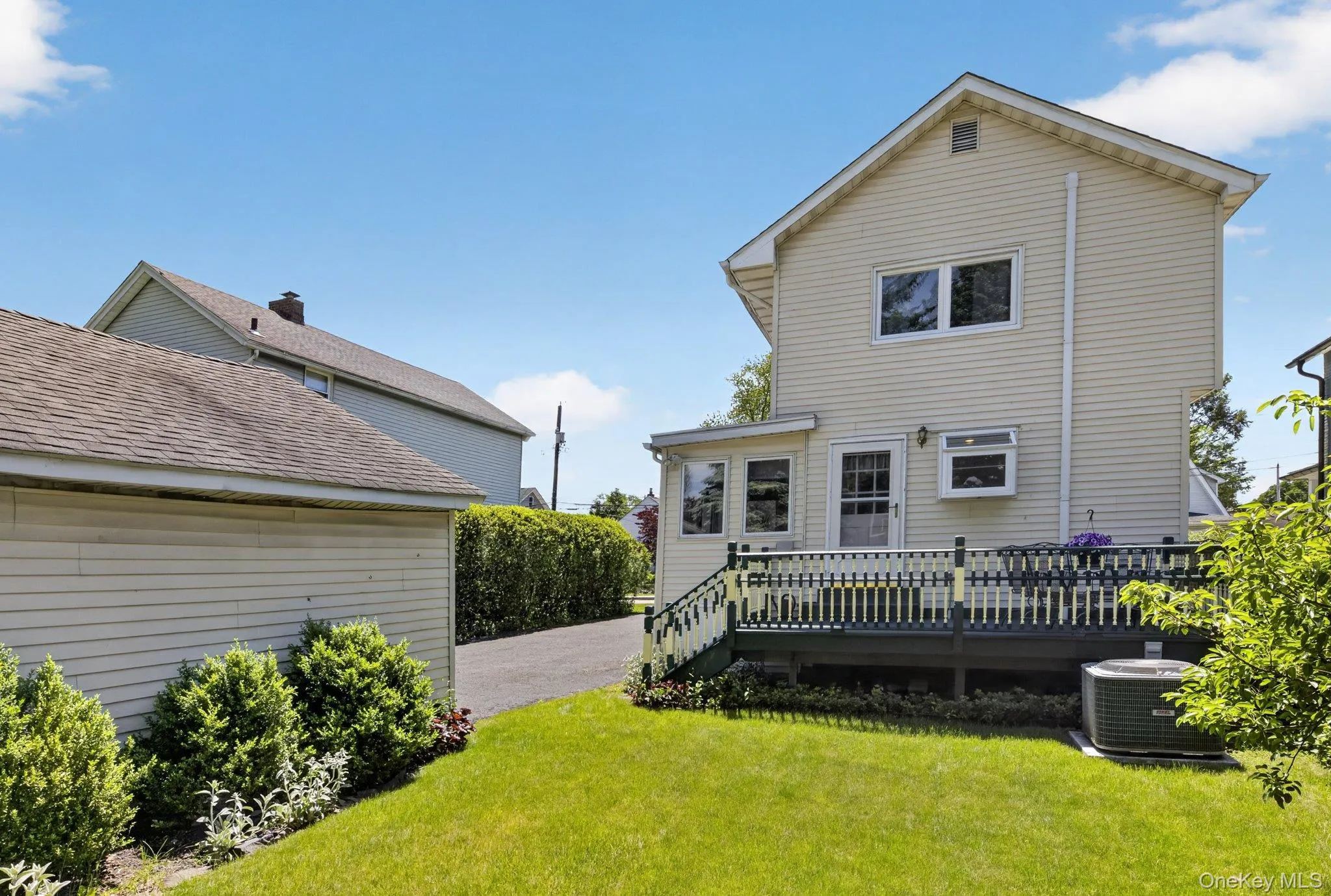 250 Rombout Avenue, Beacon, NY, 3 Bedrooms Bedrooms, 6 Rooms Rooms,1 BathroomBathrooms,Residential,For Rent,Rombout,0,1004010 250 Rombout Avenue, Beacon, NY, 3 Bedrooms Bedrooms, 6 Rooms Rooms,1 BathroomBathrooms,Residential,For Rent,Rombout,0,1004010
