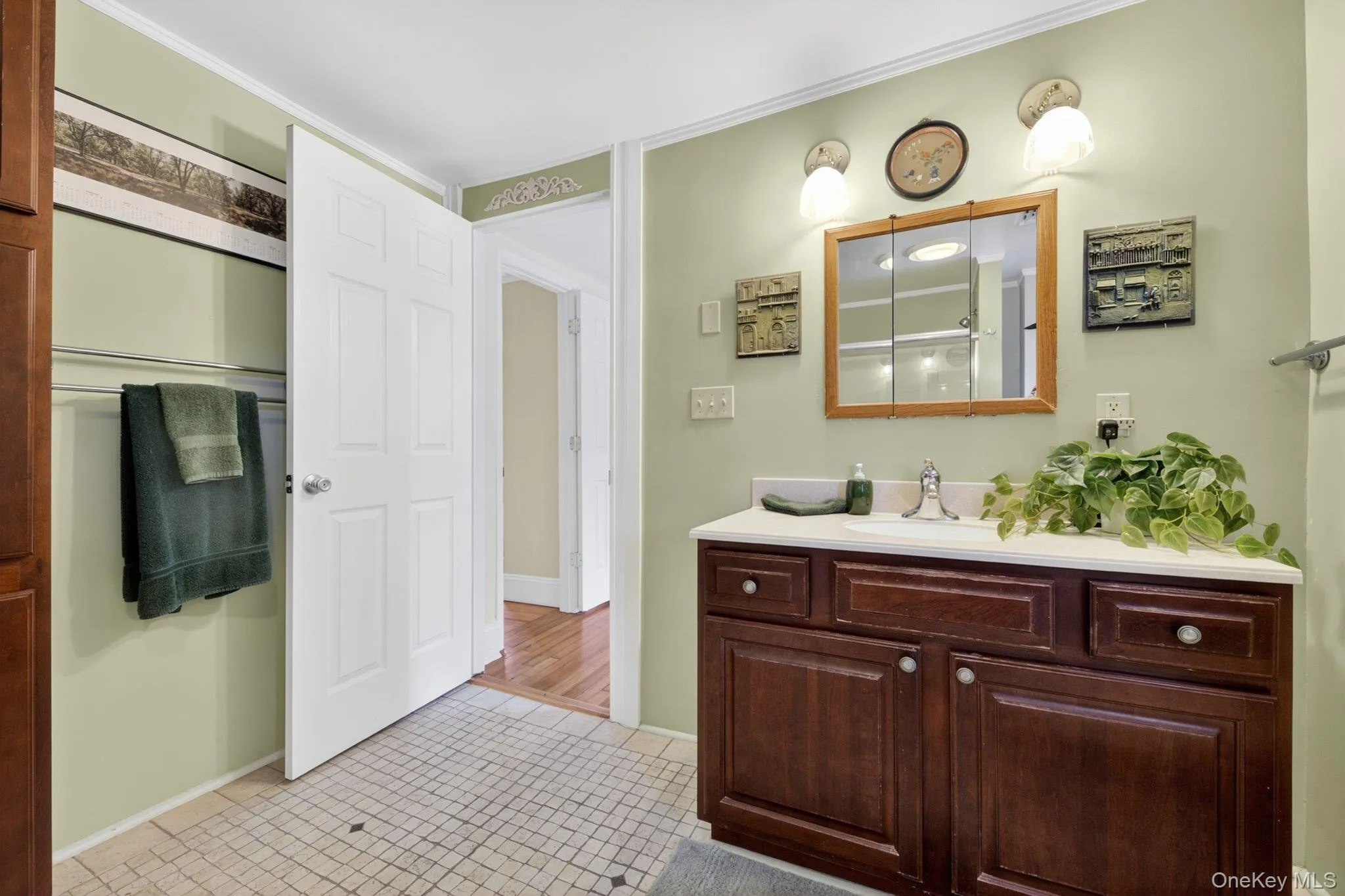 250 Rombout Avenue, Beacon, NY, 3 Bedrooms Bedrooms, 6 Rooms Rooms,1 BathroomBathrooms,Residential,For Rent,Rombout,0,1004010 250 Rombout Avenue, Beacon, NY, 3 Bedrooms Bedrooms, 6 Rooms Rooms,1 BathroomBathrooms,Residential,For Rent,Rombout,0,1004010