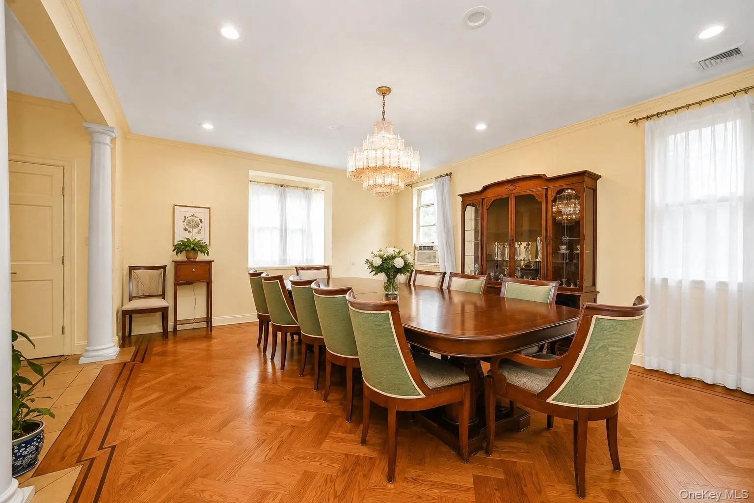 144-49 70th Avenue, New York, NY, 8 Bedrooms Bedrooms, 12 Rooms Rooms,5 BathroomsBathrooms,Residential,For Rent,70th,0,1004012 144-49 70th Avenue, New York, NY, 8 Bedrooms Bedrooms, 12 Rooms Rooms,5 BathroomsBathrooms,Residential,For Rent,70th,0,1004012