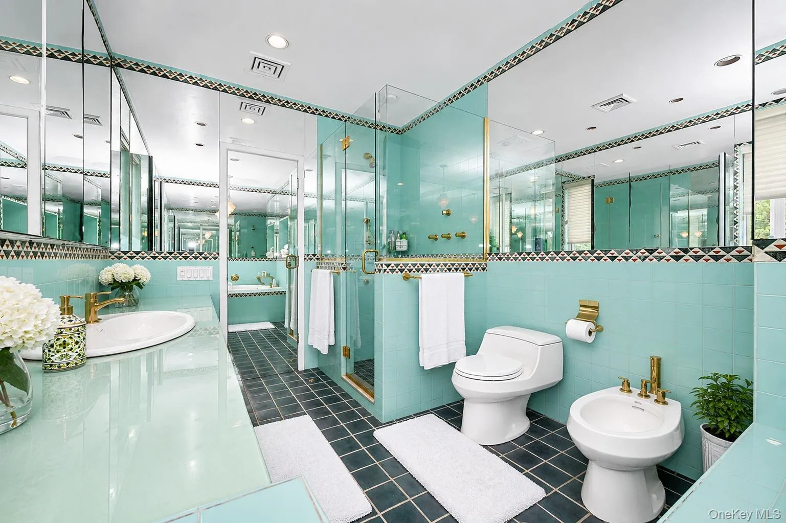 144-49 70th Avenue, New York, NY, 8 Bedrooms Bedrooms, 12 Rooms Rooms,5 BathroomsBathrooms,Residential,For Rent,70th,0,1004012 144-49 70th Avenue, New York, NY, 8 Bedrooms Bedrooms, 12 Rooms Rooms,5 BathroomsBathrooms,Residential,For Rent,70th,0,1004012