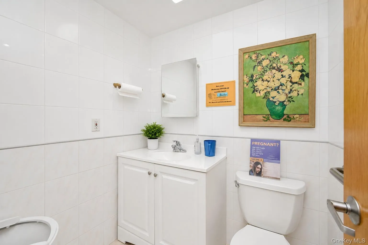 144-49 70th Avenue, New York, NY, 8 Bedrooms Bedrooms, 12 Rooms Rooms,5 BathroomsBathrooms,Residential,For Rent,70th,0,1004012 144-49 70th Avenue, New York, NY, 8 Bedrooms Bedrooms, 12 Rooms Rooms,5 BathroomsBathrooms,Residential,For Rent,70th,0,1004012