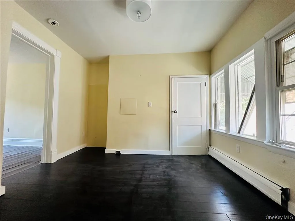 32 Hooker Avenue, Poughkeepsie, NY, 4 Bedrooms Bedrooms, 8 Rooms Rooms,2 BathroomsBathrooms,Residential Sale,For Rent,Hooker,0,1004014 32 Hooker Avenue, Poughkeepsie, NY, 4 Bedrooms Bedrooms, 8 Rooms Rooms,2 BathroomsBathrooms,Residential Sale,For Rent,Hooker,0,1004014