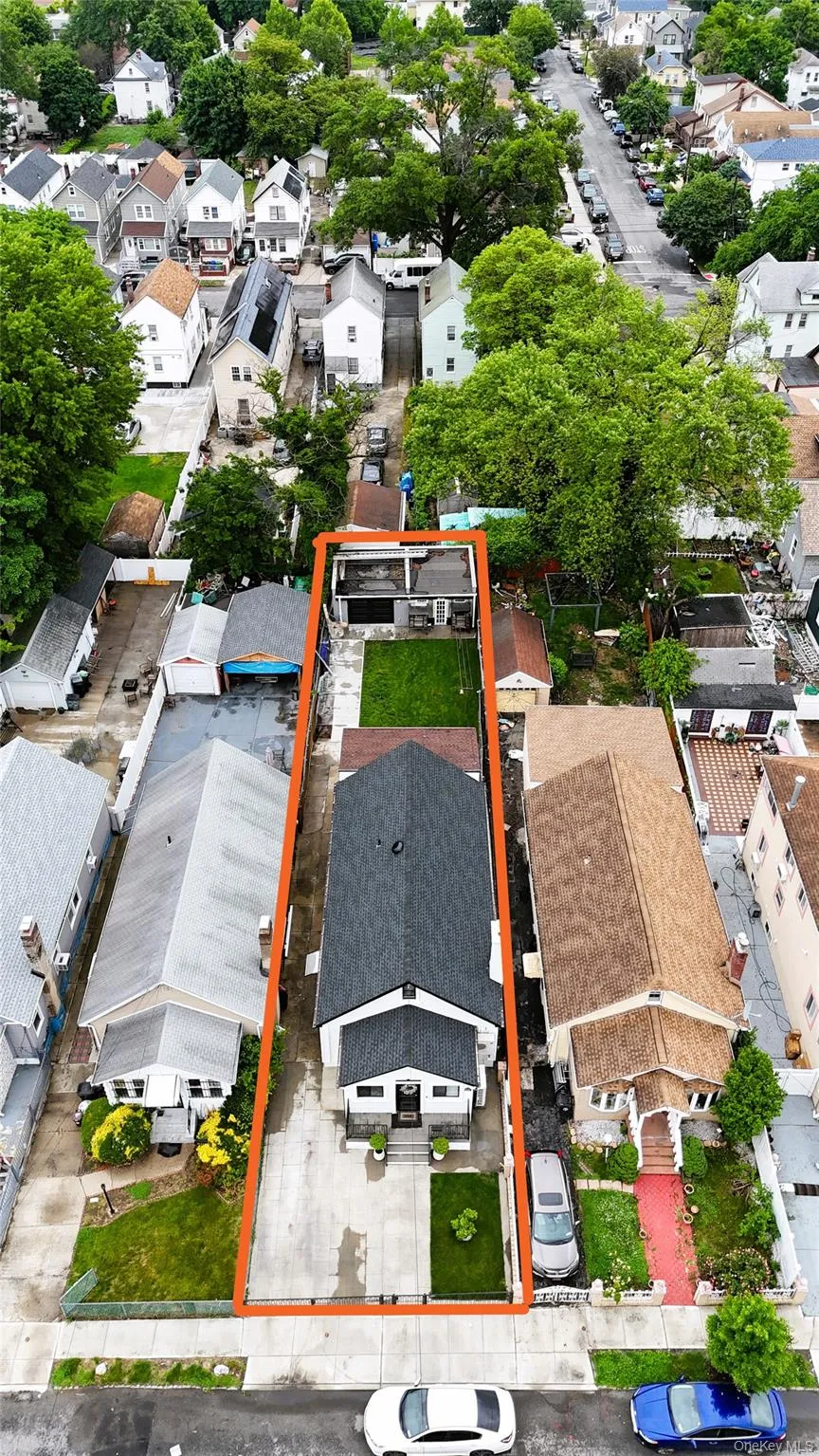 9931 213th Street, New York, NY, 3 Bedrooms Bedrooms, 11 Rooms Rooms,2 BathroomsBathrooms,Residential,For Rent,213th,0,1004016 9931 213th Street, New York, NY, 3 Bedrooms Bedrooms, 11 Rooms Rooms,2 BathroomsBathrooms,Residential,For Rent,213th,0,1004016
