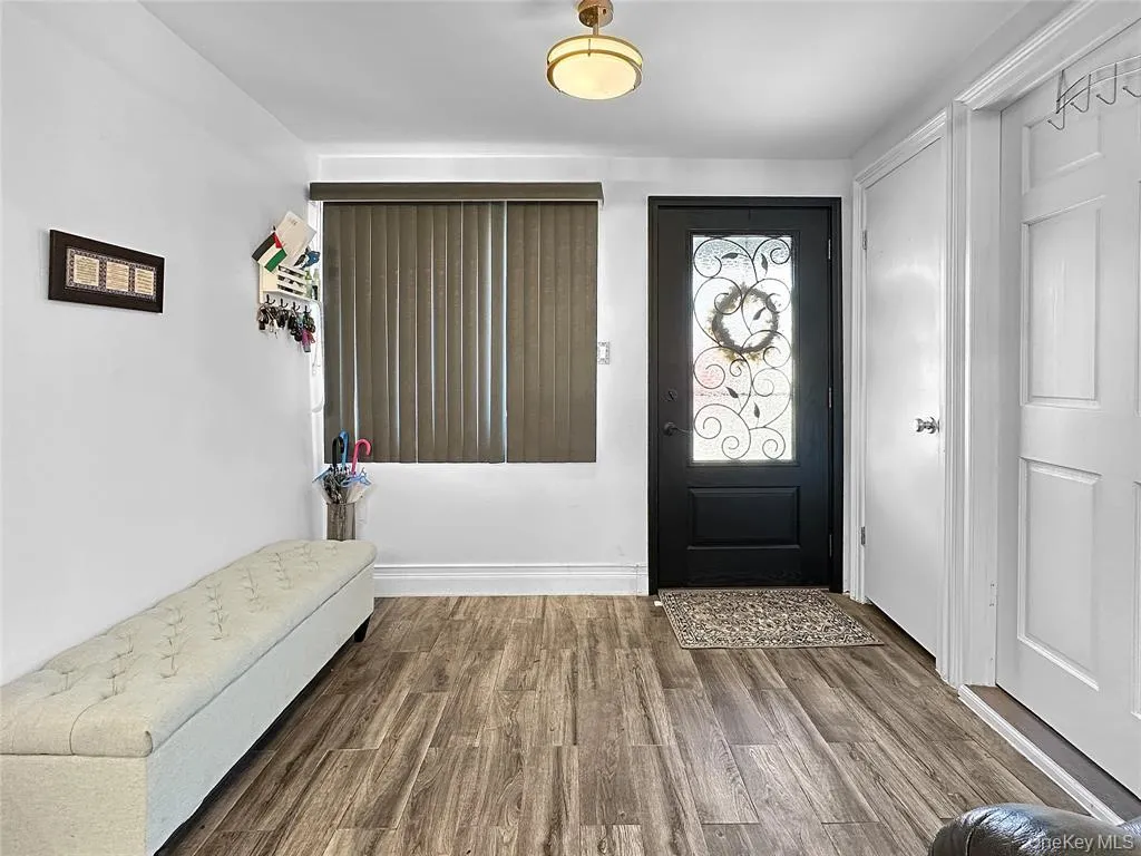 9931 213th Street, New York, NY, 3 Bedrooms Bedrooms, 11 Rooms Rooms,2 BathroomsBathrooms,Residential,For Rent,213th,0,1004016 9931 213th Street, New York, NY, 3 Bedrooms Bedrooms, 11 Rooms Rooms,2 BathroomsBathrooms,Residential,For Rent,213th,0,1004016