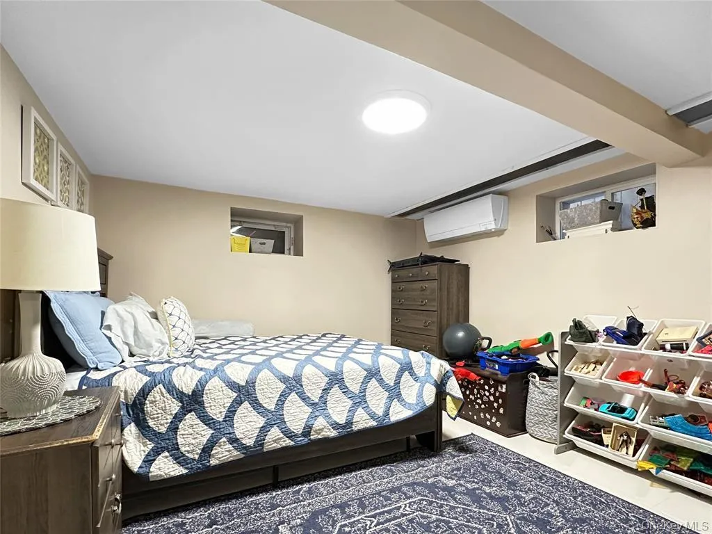 9931 213th Street, New York, NY, 3 Bedrooms Bedrooms, 11 Rooms Rooms,2 BathroomsBathrooms,Residential,For Rent,213th,0,1004016 9931 213th Street, New York, NY, 3 Bedrooms Bedrooms, 11 Rooms Rooms,2 BathroomsBathrooms,Residential,For Rent,213th,0,1004016