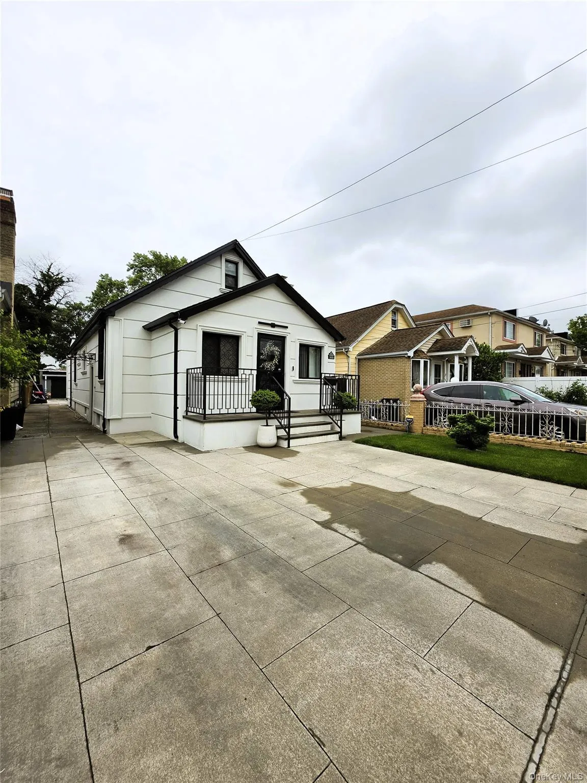 9931 213th Street, New York, NY, 3 Bedrooms Bedrooms, 11 Rooms Rooms,2 BathroomsBathrooms,Residential,For Rent,213th,0,1004016 9931 213th Street, New York, NY, 3 Bedrooms Bedrooms, 11 Rooms Rooms,2 BathroomsBathrooms,Residential,For Rent,213th,0,1004016