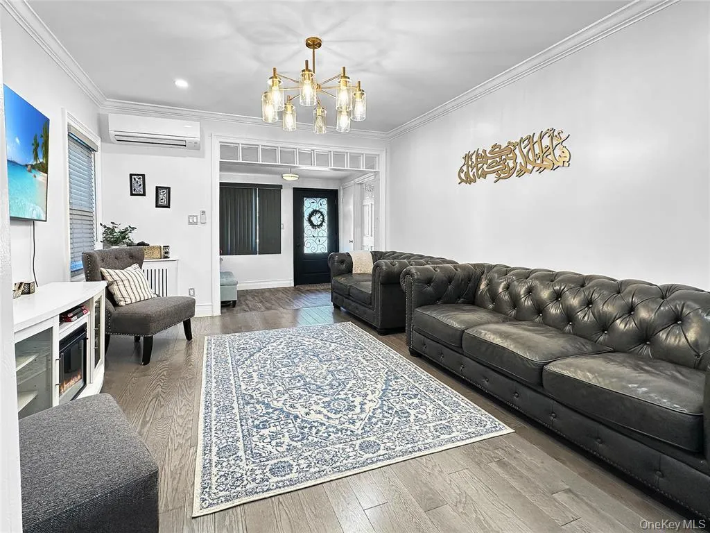 9931 213th Street, New York, NY, 3 Bedrooms Bedrooms, 11 Rooms Rooms,2 BathroomsBathrooms,Residential,For Rent,213th,0,1004016 9931 213th Street, New York, NY, 3 Bedrooms Bedrooms, 11 Rooms Rooms,2 BathroomsBathrooms,Residential,For Rent,213th,0,1004016