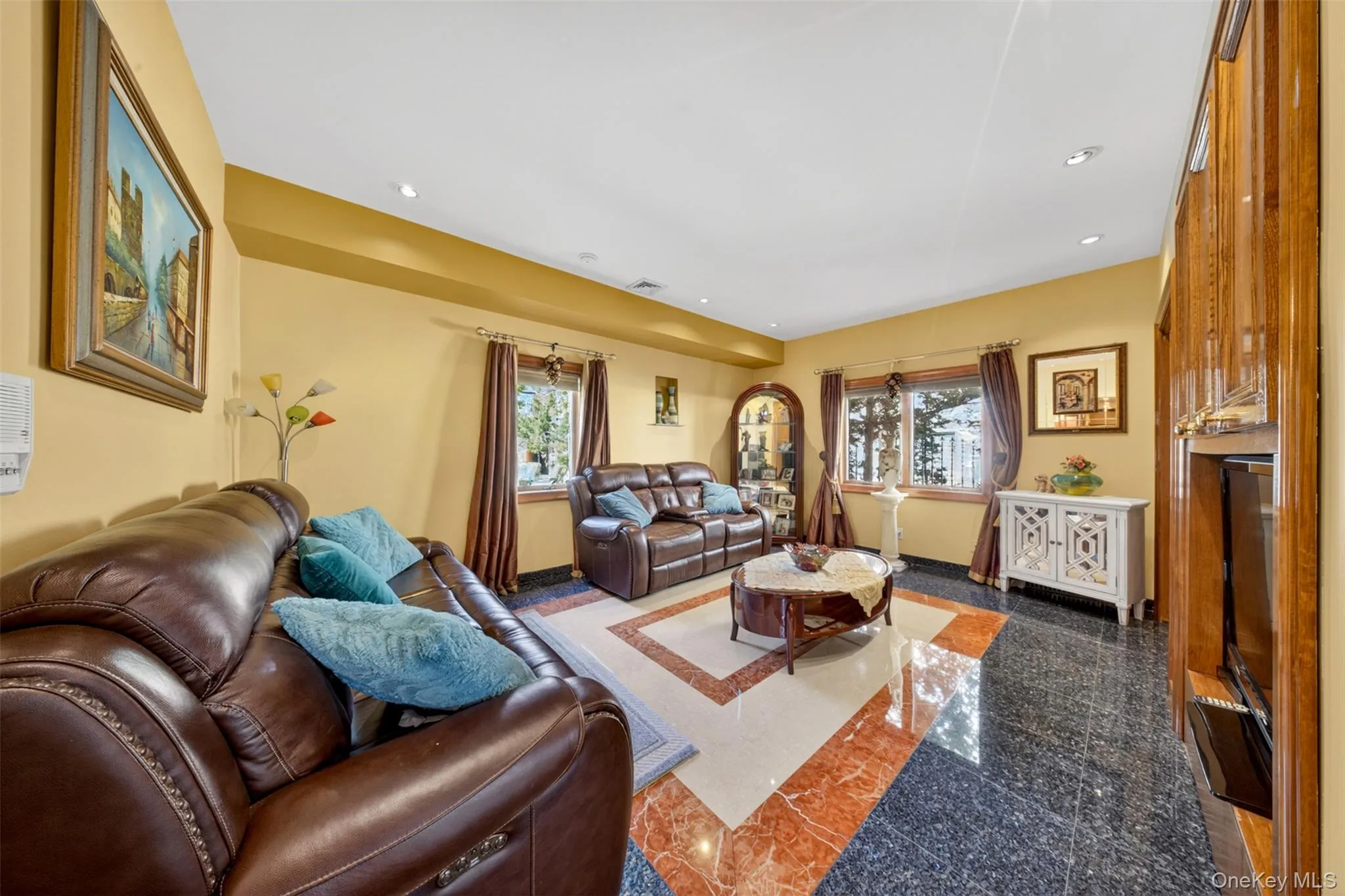 162-25 Cryders Lane, New York, NY, 5 Bedrooms Bedrooms, 11 Rooms Rooms,4 BathroomsBathrooms,Residential Lease,For Rent,Cryders,0,1004017 162-25 Cryders Lane, New York, NY, 5 Bedrooms Bedrooms, 11 Rooms Rooms,4 BathroomsBathrooms,Residential Lease,For Rent,Cryders,0,1004017