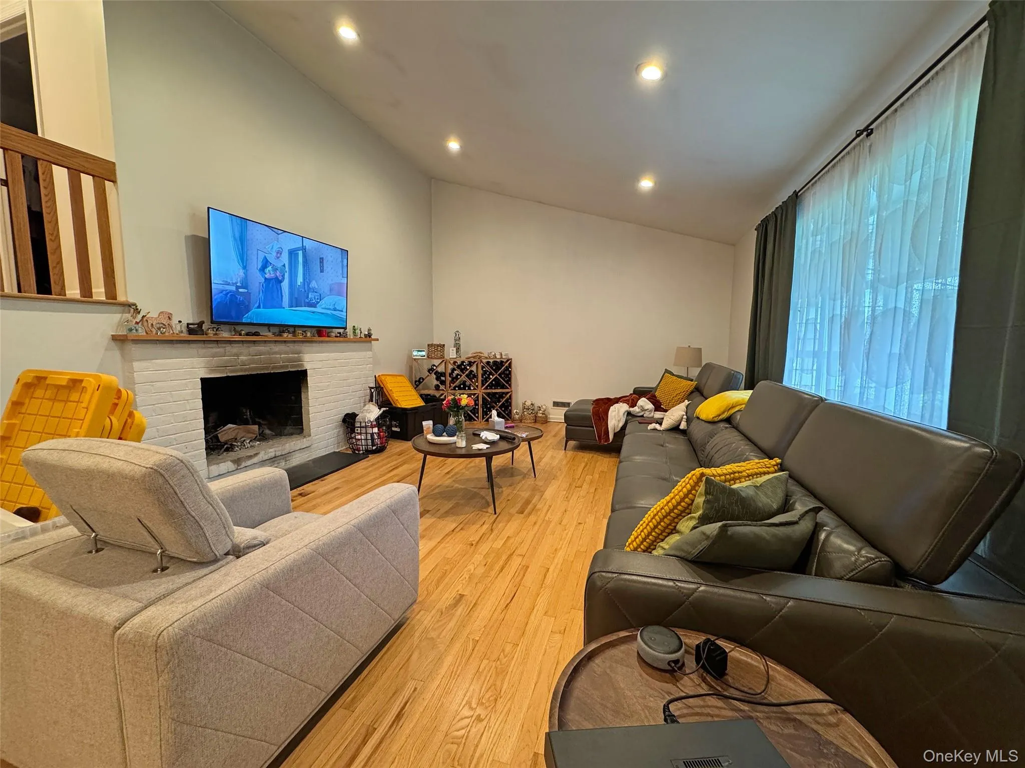 3 Stonewall Lane, Mamaroneck, NY, 4 Bedrooms Bedrooms, 7 Rooms Rooms,3 BathroomsBathrooms,Residential Lease,For Rent,Stonewall,0,1004028 3 Stonewall Lane, Mamaroneck, NY, 4 Bedrooms Bedrooms, 7 Rooms Rooms,3 BathroomsBathrooms,Residential Lease,For Rent,Stonewall,0,1004028