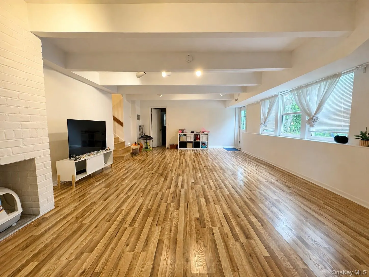 3 Stonewall Lane, Mamaroneck, NY, 4 Bedrooms Bedrooms, 7 Rooms Rooms,3 BathroomsBathrooms,Residential Lease,For Rent,Stonewall,0,1004028 3 Stonewall Lane, Mamaroneck, NY, 4 Bedrooms Bedrooms, 7 Rooms Rooms,3 BathroomsBathrooms,Residential Lease,For Rent,Stonewall,0,1004028
