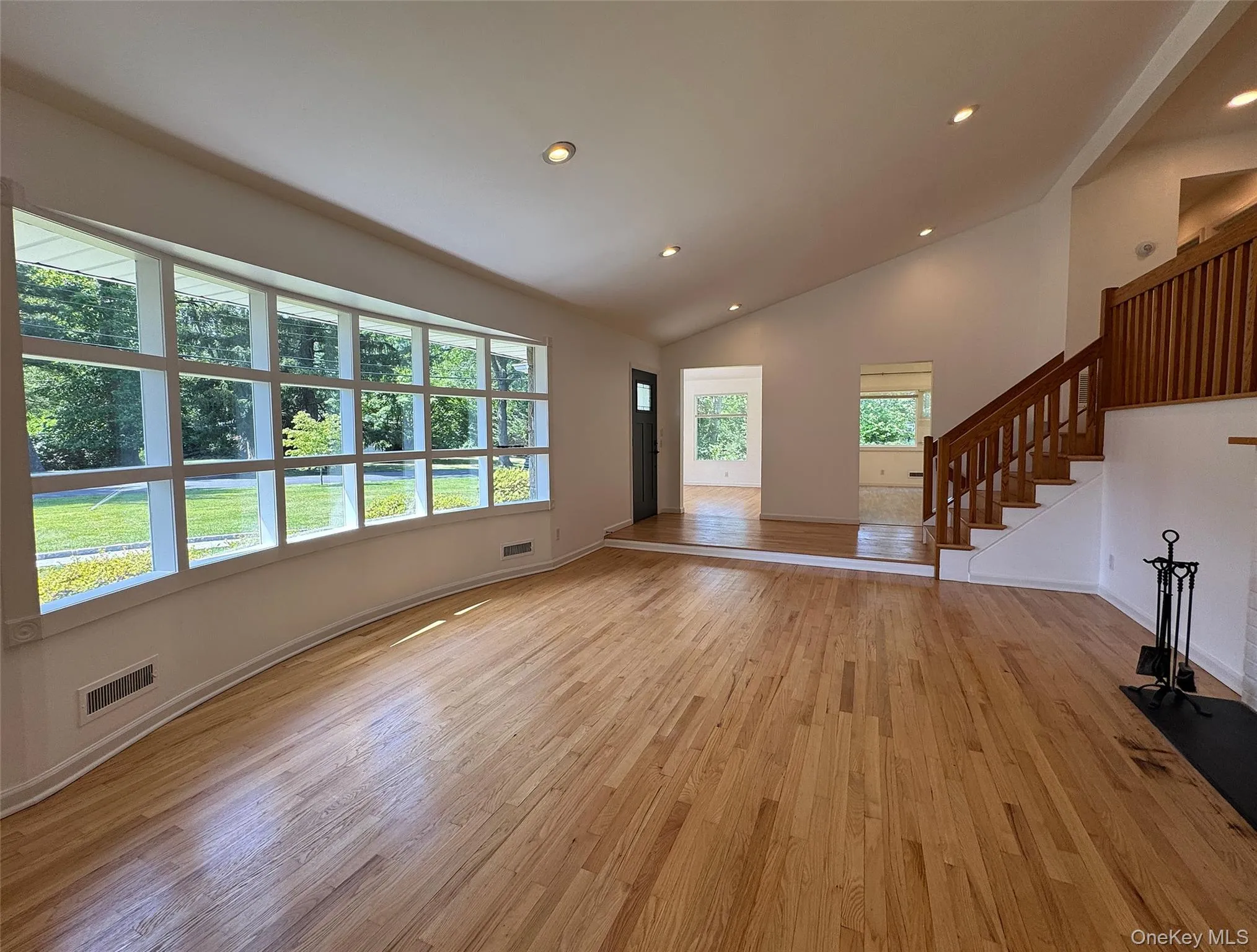 3 Stonewall Lane, Mamaroneck, NY, 4 Bedrooms Bedrooms, 7 Rooms Rooms,3 BathroomsBathrooms,Residential Lease,For Rent,Stonewall,0,1004028 3 Stonewall Lane, Mamaroneck, NY, 4 Bedrooms Bedrooms, 7 Rooms Rooms,3 BathroomsBathrooms,Residential Lease,For Rent,Stonewall,0,1004028