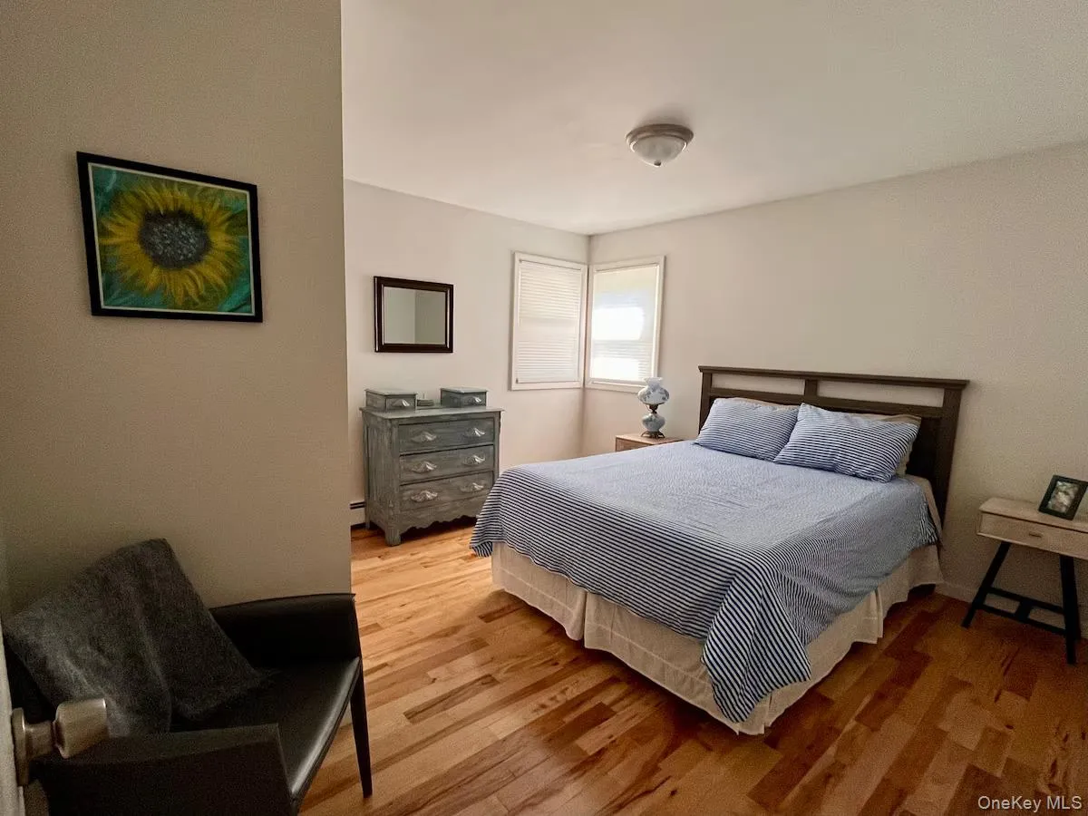 440 Longview Lane, Southold, NY, 3 Bedrooms Bedrooms, 5 Rooms Rooms,2 BathroomsBathrooms,Residential Lease,For Rent,Longview,0,1004029 440 Longview Lane, Southold, NY, 3 Bedrooms Bedrooms, 5 Rooms Rooms,2 BathroomsBathrooms,Residential Lease,For Rent,Longview,0,1004029