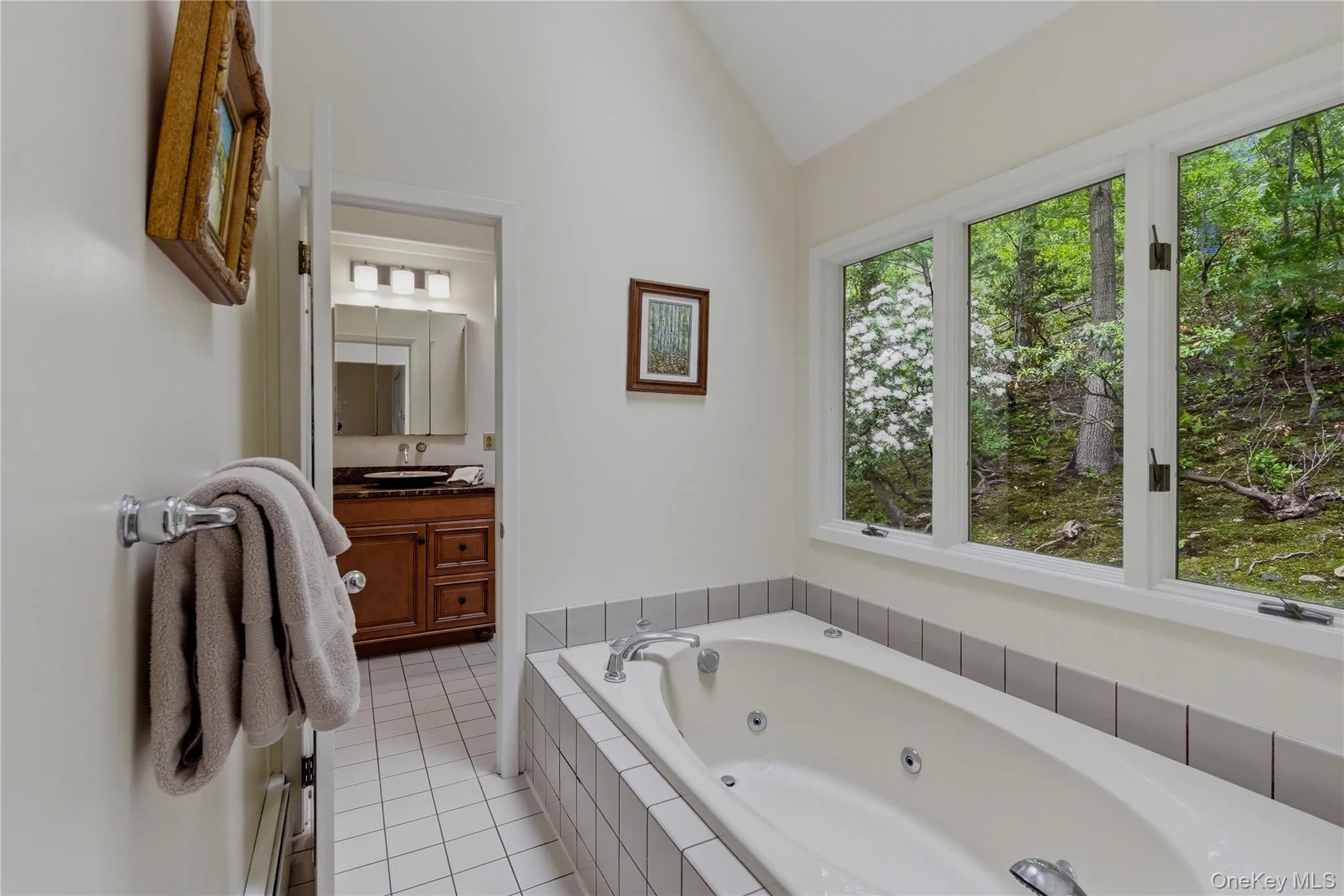 47 Oakdale Drive, Huntington, NY, 3 Bedrooms Bedrooms, 7 Rooms Rooms,1 BathroomBathrooms,Residential,For Rent,Oakdale,0,1004030 47 Oakdale Drive, Huntington, NY, 3 Bedrooms Bedrooms, 7 Rooms Rooms,1 BathroomBathrooms,Residential,For Rent,Oakdale,0,1004030