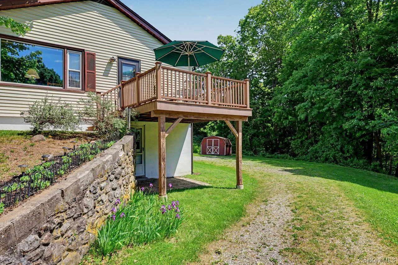 22 Manor Way, Southeast, NY, 2 Bedrooms Bedrooms, 5 Rooms Rooms,1 BathroomBathrooms,Residential,For Rent,Manor,0,1004031 22 Manor Way, Southeast, NY, 2 Bedrooms Bedrooms, 5 Rooms Rooms,1 BathroomBathrooms,Residential,For Rent,Manor,0,1004031